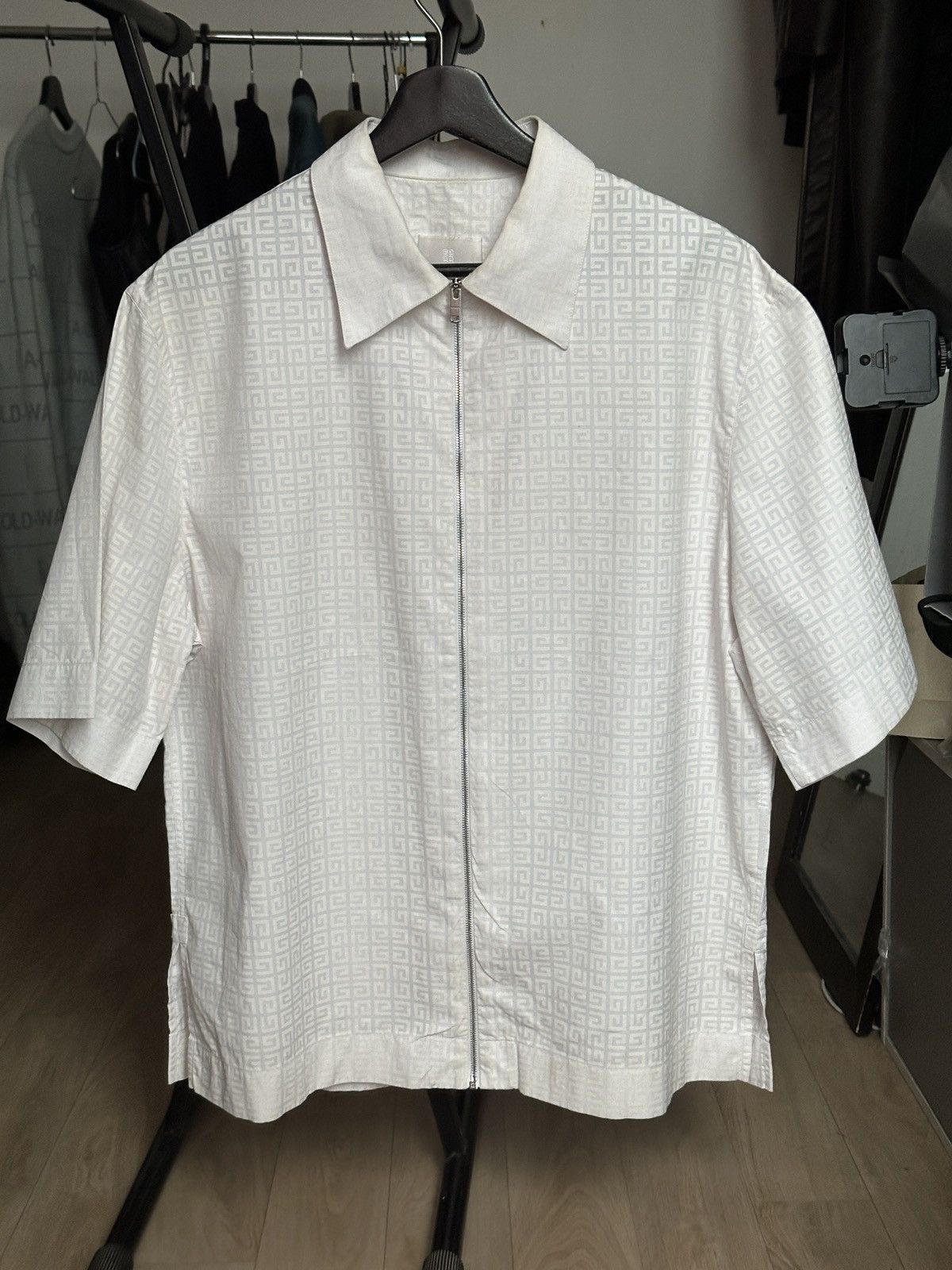 Givenchy Givenchy Zip Up Shirt 4G Size US M / EU 48-50 / 2 - 1 Thumbnail