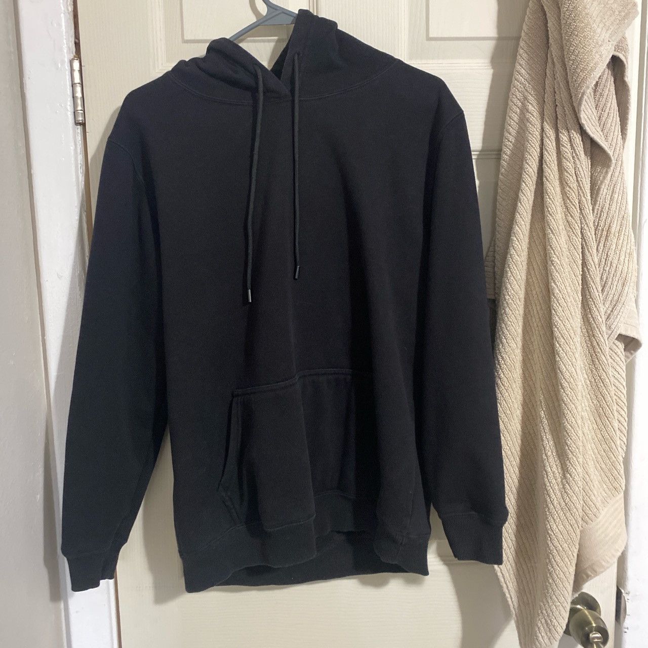 Rhythm stone skull hoodie