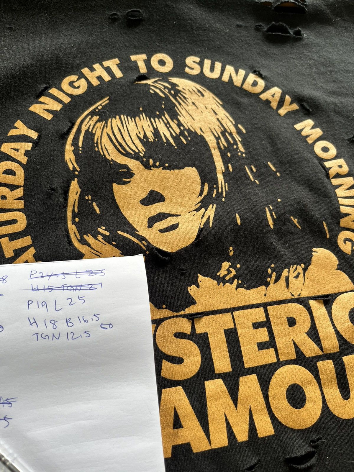 Hysteric Glamour × Japanese Brand RARE Hysteric Glamour Raglan Big Logo Distressed Tee Size US M / EU 48-50 / 2 - 9 Thumbnail