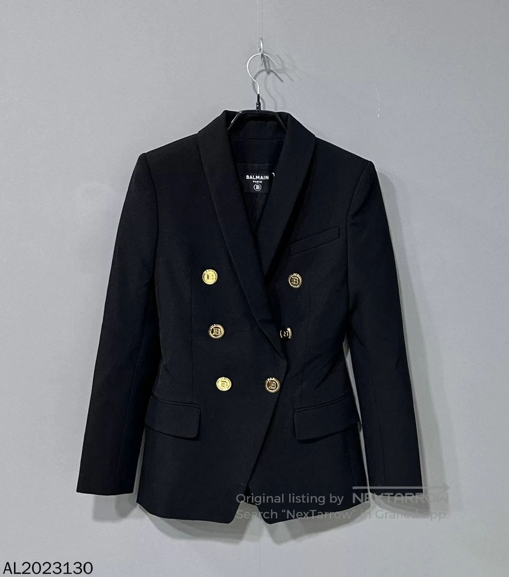 Balmain BALMAIN Gold Button Blazer. Size XXS / US 00 / IT 34 - 1 Thumbnail