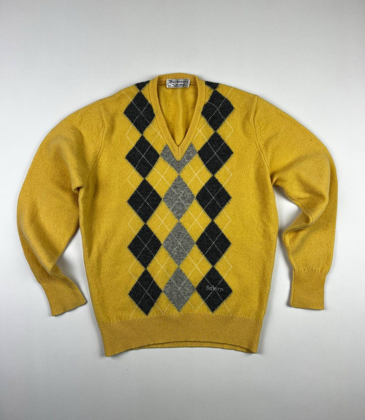 Burberry Burberry’s Vintage Sweater Stripped V-Neck 100Pure Lambswool Size US S / EU 44-46 / 1 - 1 Thumbnail