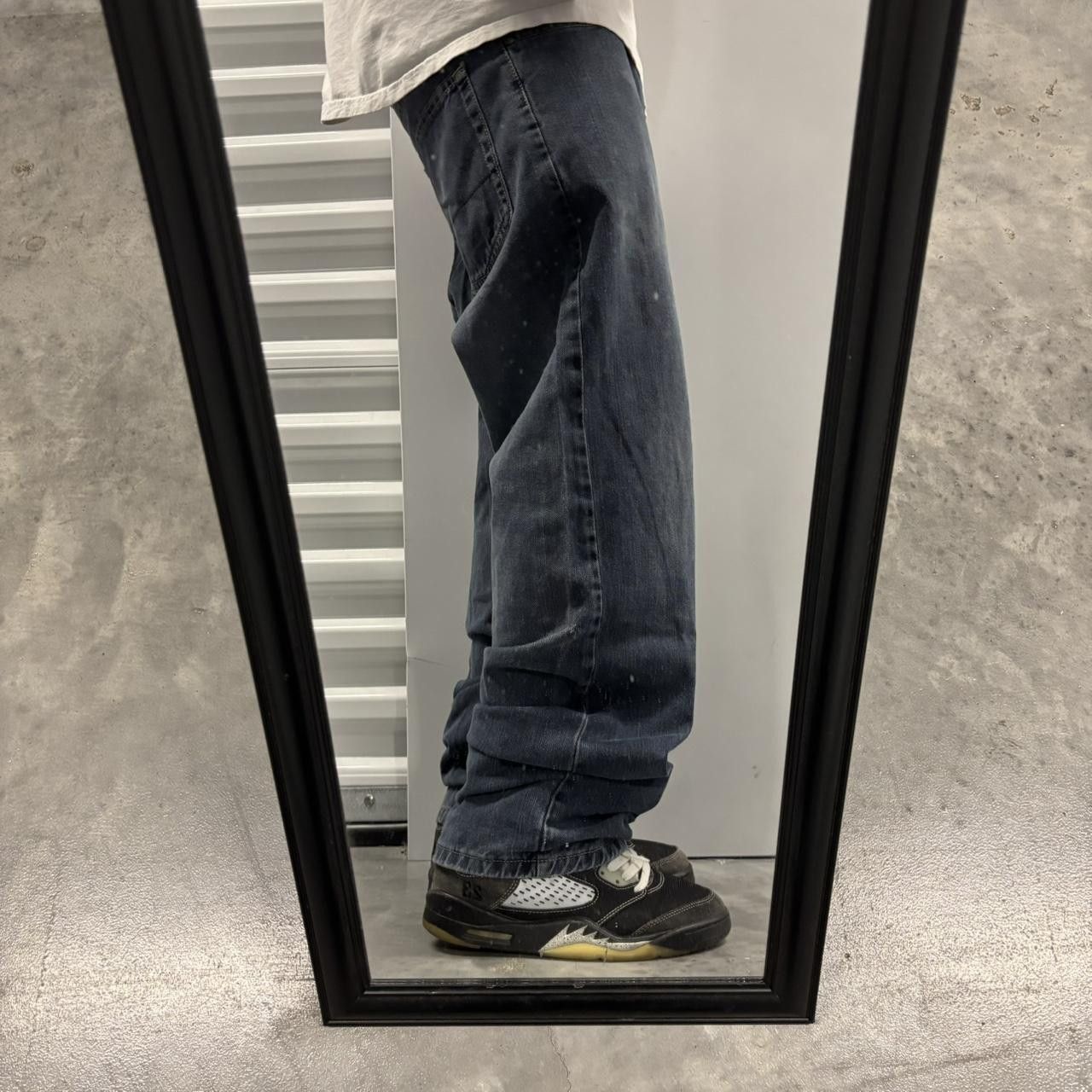 Japanese Brand × Vintage Vintage Y2K/2000s Grunge Faded Dark Wash Denim Jeans! Size US 32 / EU 48 - 2 Thumbnail