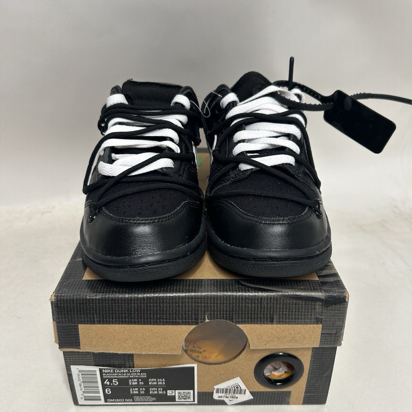 Nike Nike X Off-White Dunk Low “Lot 50 of 50” 2024 Size US 6 / IT 36 - 2 Thumbnail