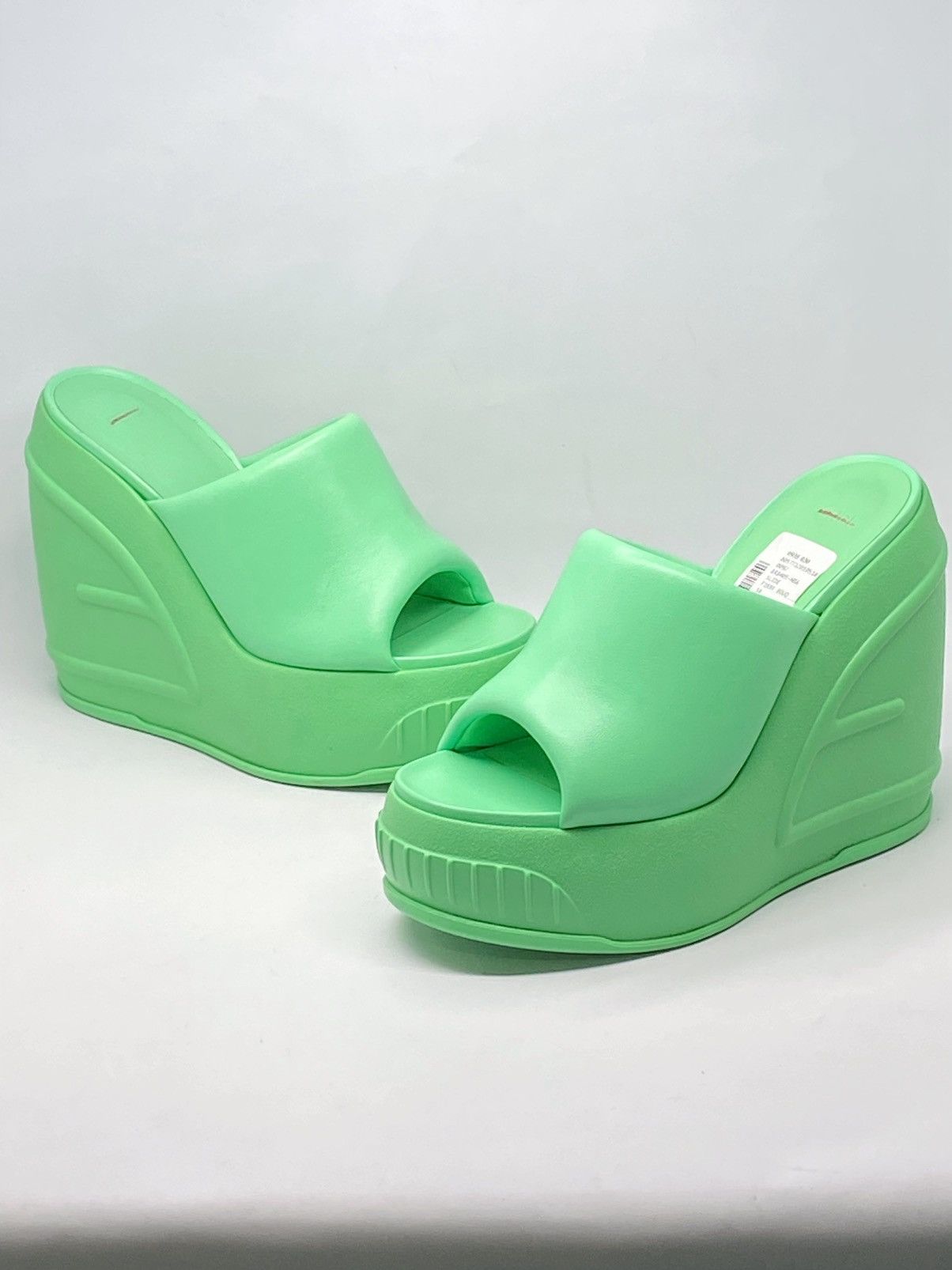 Fendi Fendi Leather Wedge Sandals size 38 Size US 8 / IT 38 - 9 Thumbnail