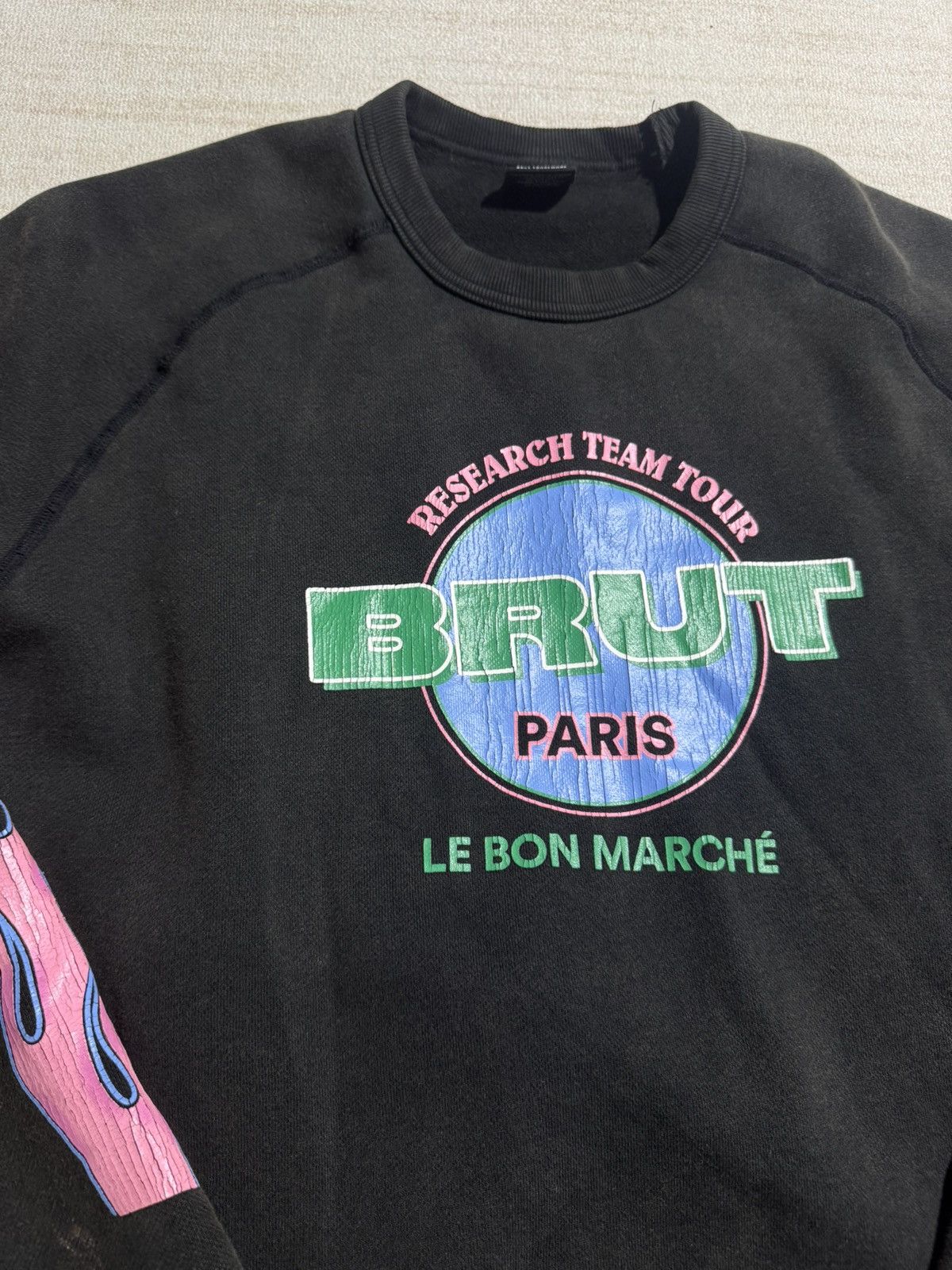 BRUT Archive The research team tour sweat Size US L / EU 52-54 / 3 - 4 Thumbnail