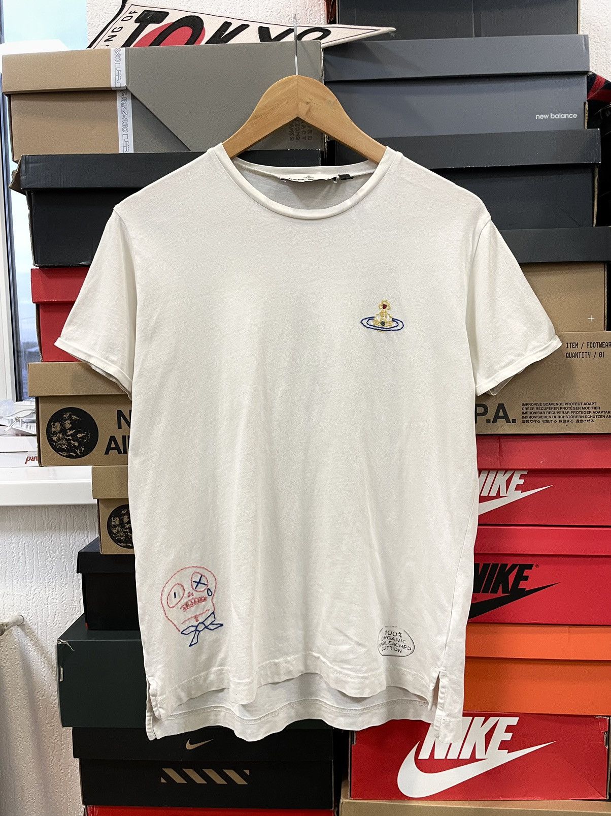 Vivienne Westwood Vivienne Westwood Organic Cotton T-Shirt – Size L – Cream Size US L / EU 52-54 / 3 - 4 Thumbnail