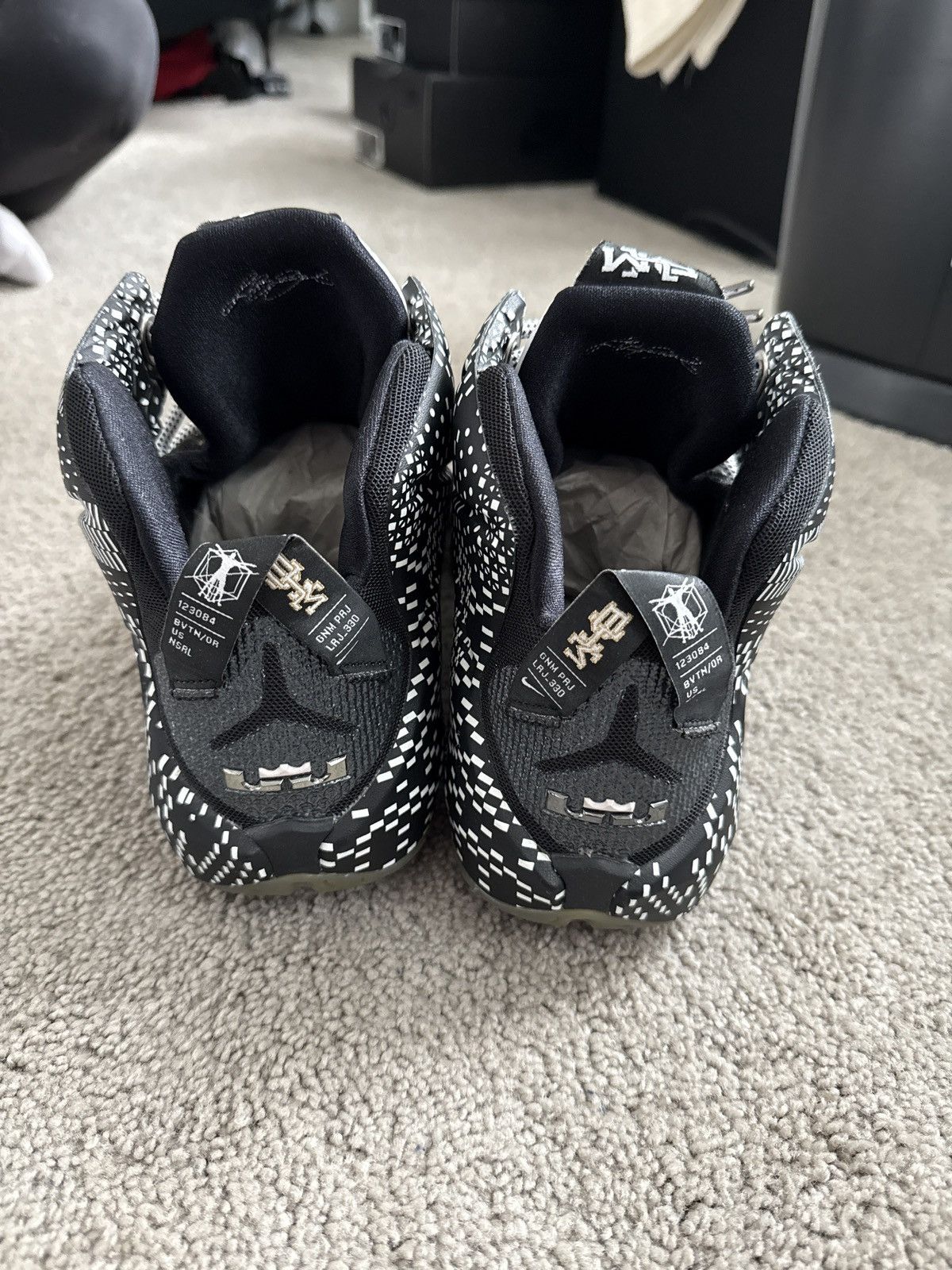 Nike Lebron XII BHM Size US 12 / EU 45 - 3 Thumbnail