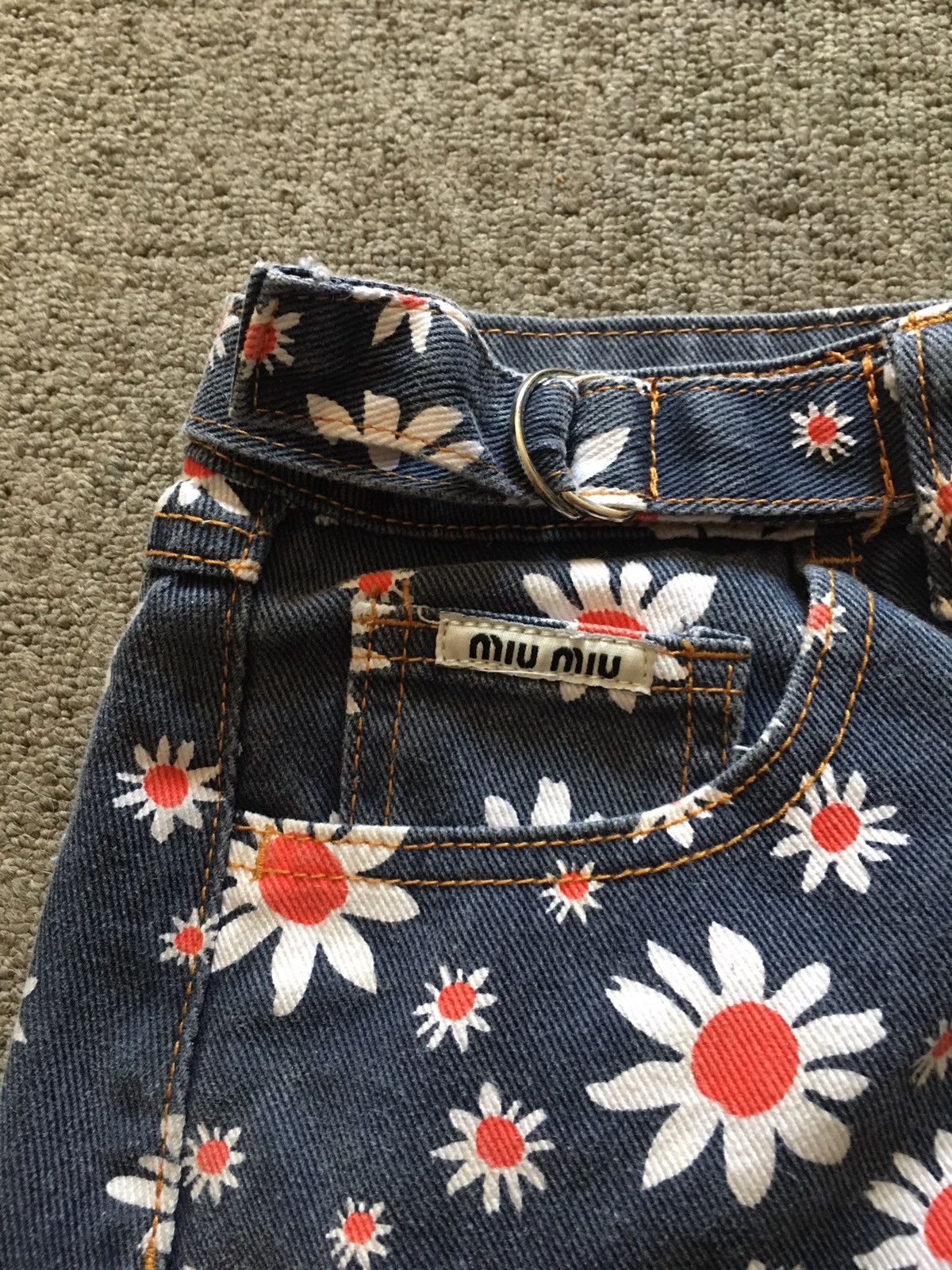Miu Miu Miu Miu Denim Cotton Jeans Floral Mini Skirt Size M Size 28" / US 6 / IT 42 - 3 Thumbnail
