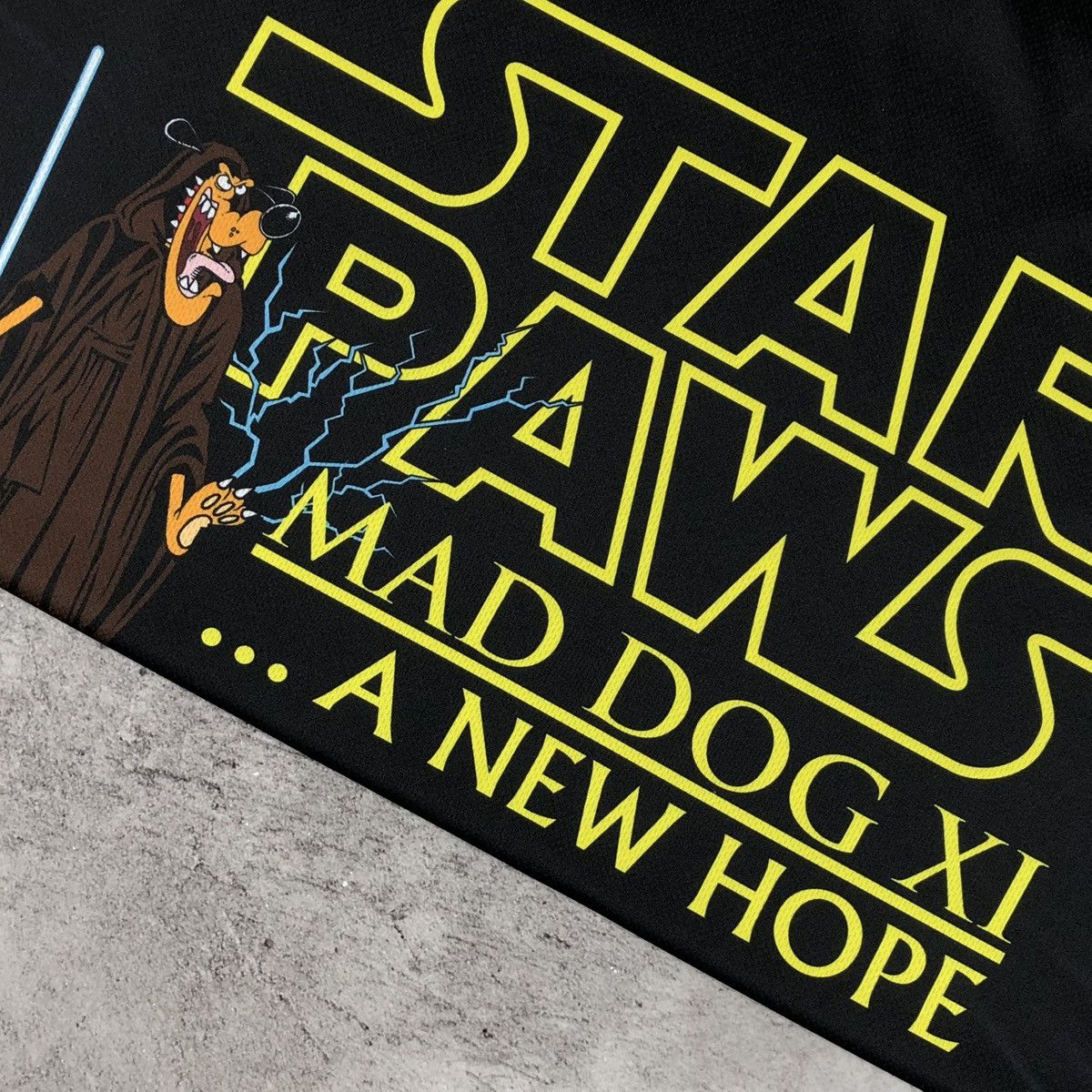 Other Mad Dog 10k Star Paws 2016 T-Shirt Size US XL / EU 56 / 4 - 14 Thumbnail