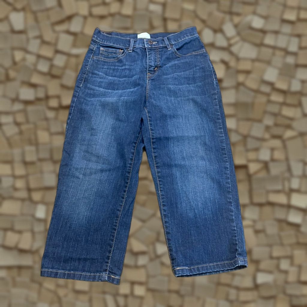 Levi's VINTAGE? (No) Levi's 512 Jeans, Women's Size 8, Blue, Denim, Capris, Slimming, 5-Pocket Design, Levi's 500 Series, Regular, Womens Size 30" / US 8 / IT 44 - 1 Thumbnail
