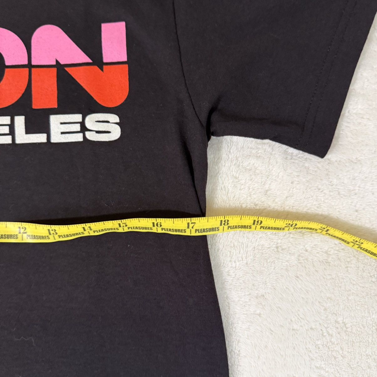 Union LA Union Los Angeles Red/Pink T-Shirt Size US S / EU 44-46 / 1 - 4 Thumbnail