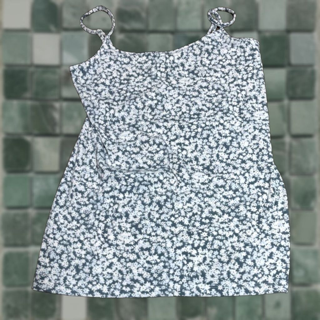 Ann Taylor Ann Taylor Loft Tank Top Women Small Floral Shirt Tank Size S / US 4 / IT 40 - 1 Thumbnail
