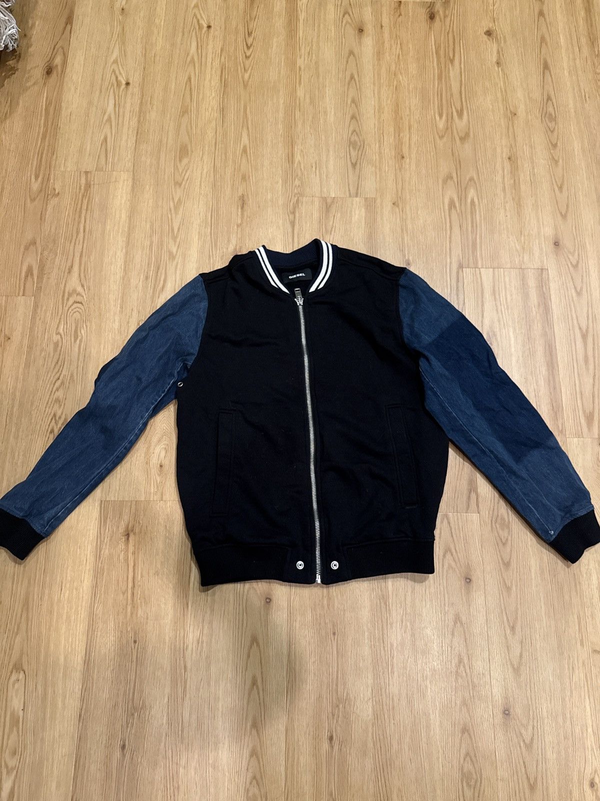 Diesel Diesel Bomber Jacket – Colorblock Varsity Style (Size L) Size US L / EU 52-54 / 3 - 1 Thumbnail