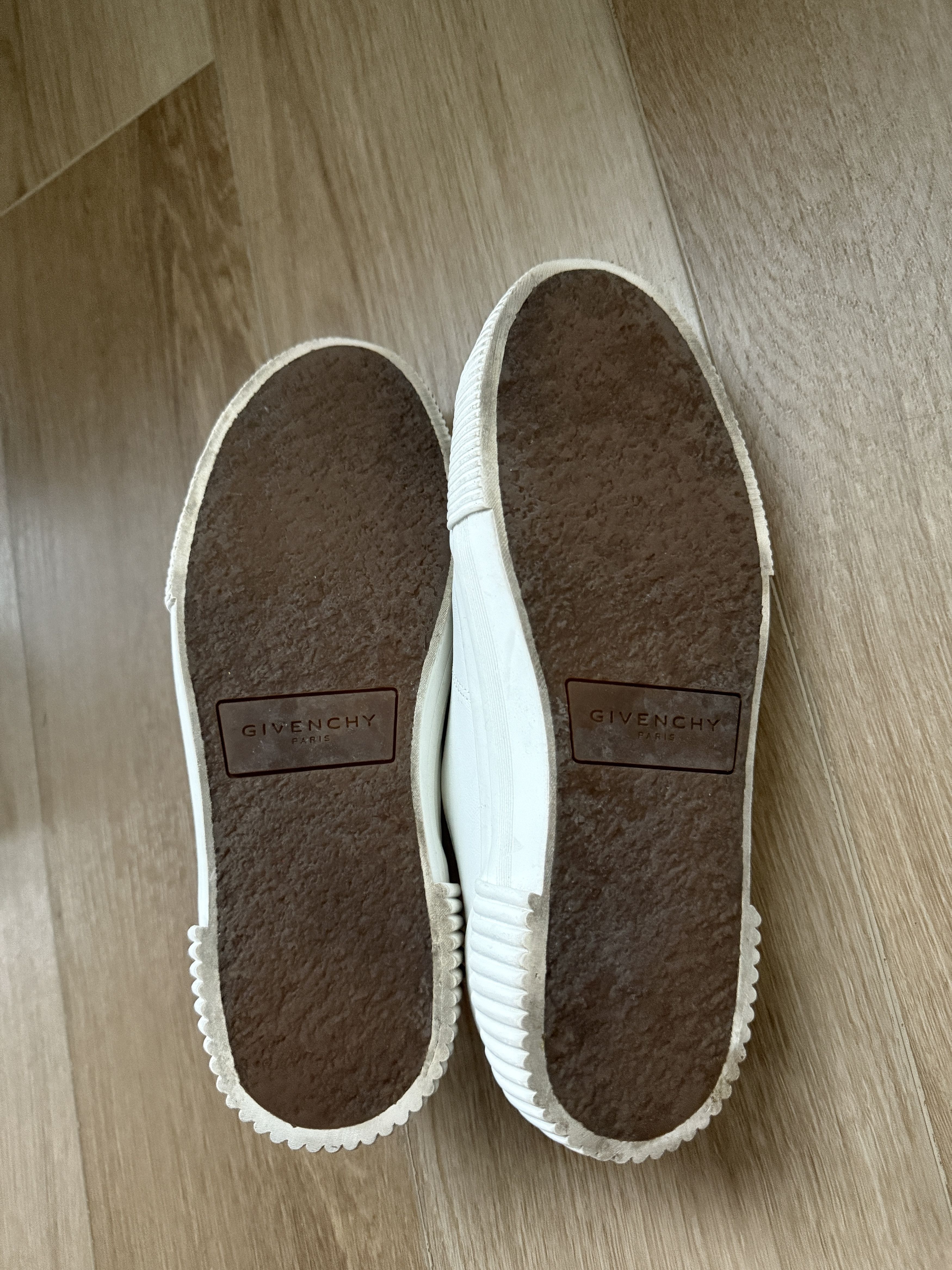 Givenchy Givenchy White Leather Sneakers Size US 7 / IT 37 - 4 Thumbnail
