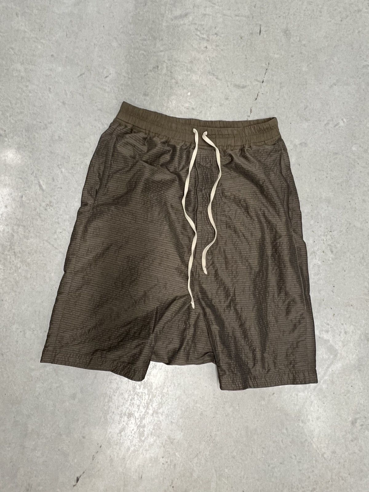 Pre-owned Rick Owens Mustard  Babel Shorts S/s 19 In Brown