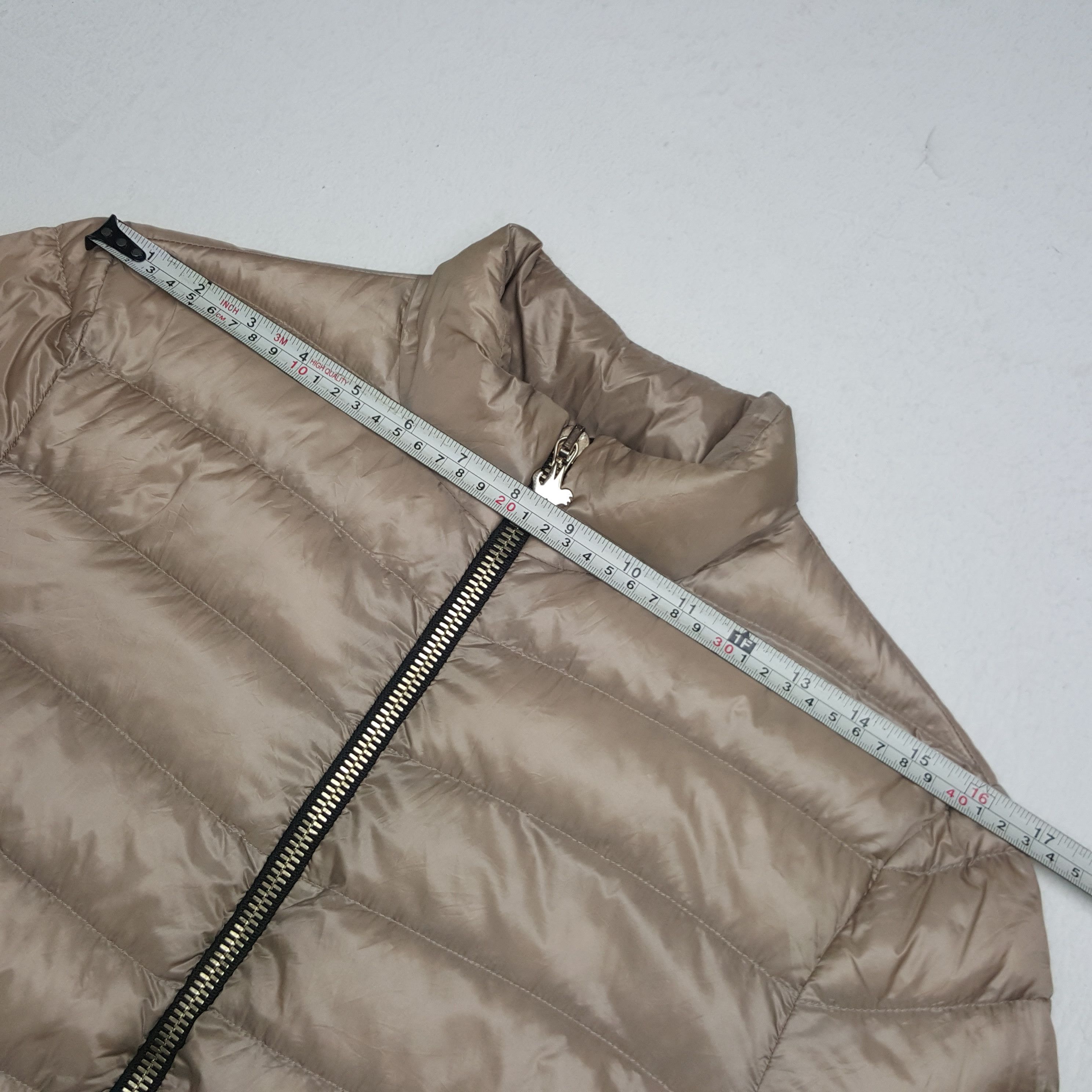 Moncler × Vintage Vintage Moncler Italy Zebra Puffer Jacket Size S / US 4 / IT 40 - 5 Thumbnail