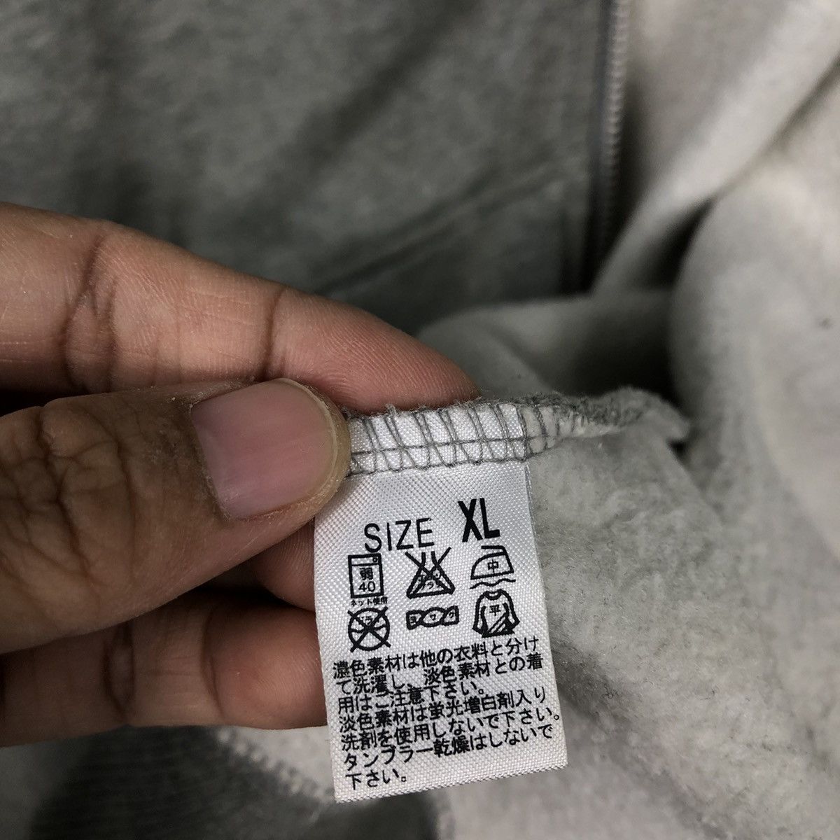Levi's Vintage Levi’s Athleisure Hoodie — Red Tab, Crest Print Size US XL / EU 56 / 4 - 23 Thumbnail