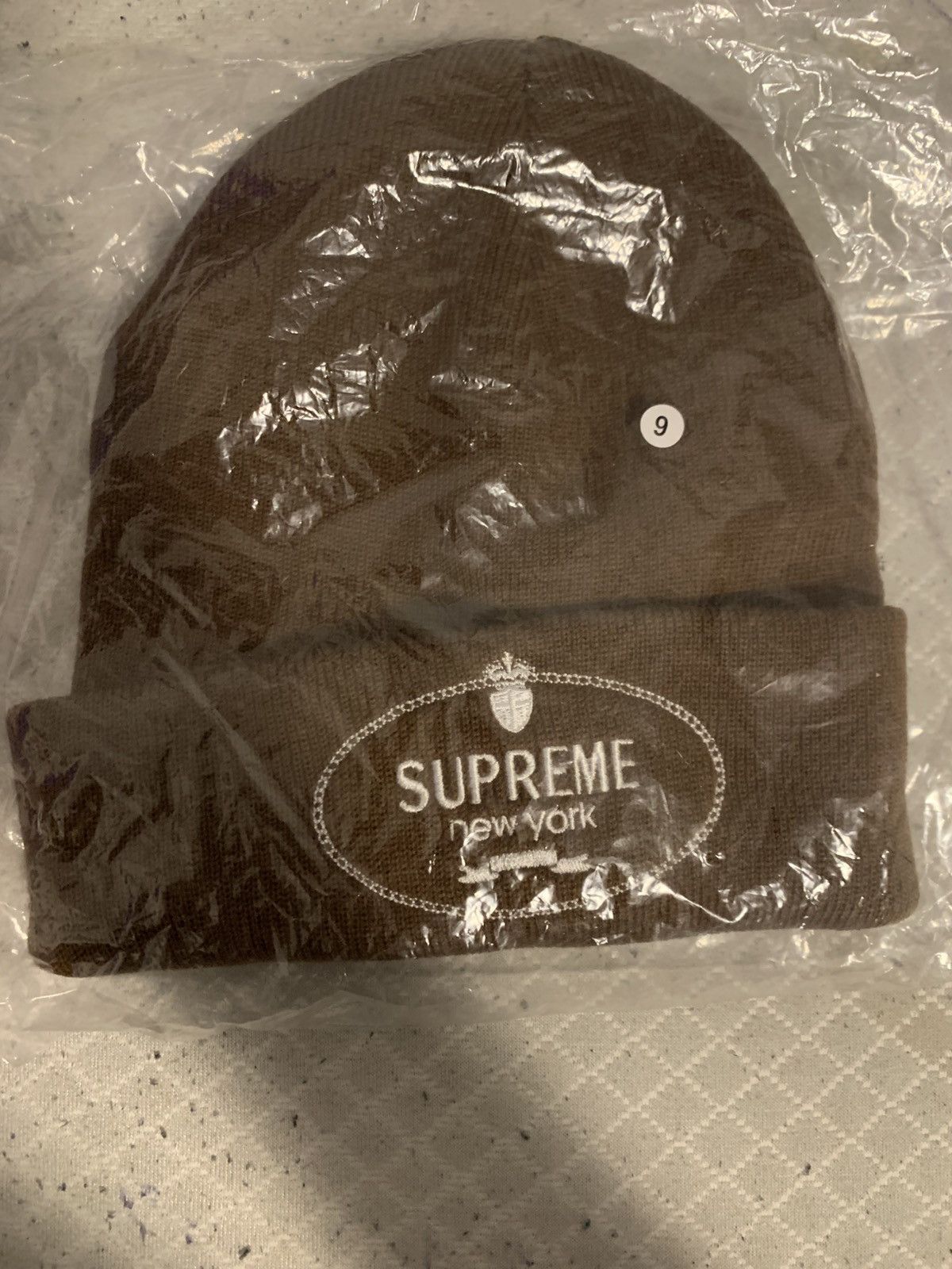 Supreme Supreme Crest Beanie Size ONE SIZE - 2 Thumbnail