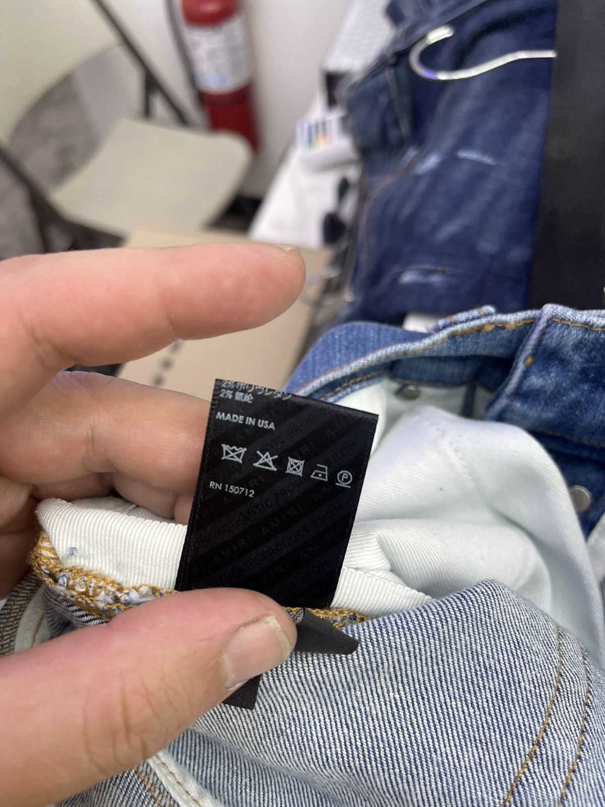 Amiri Amiri Mx1 “Aloha” Size US 29 - 11 Thumbnail