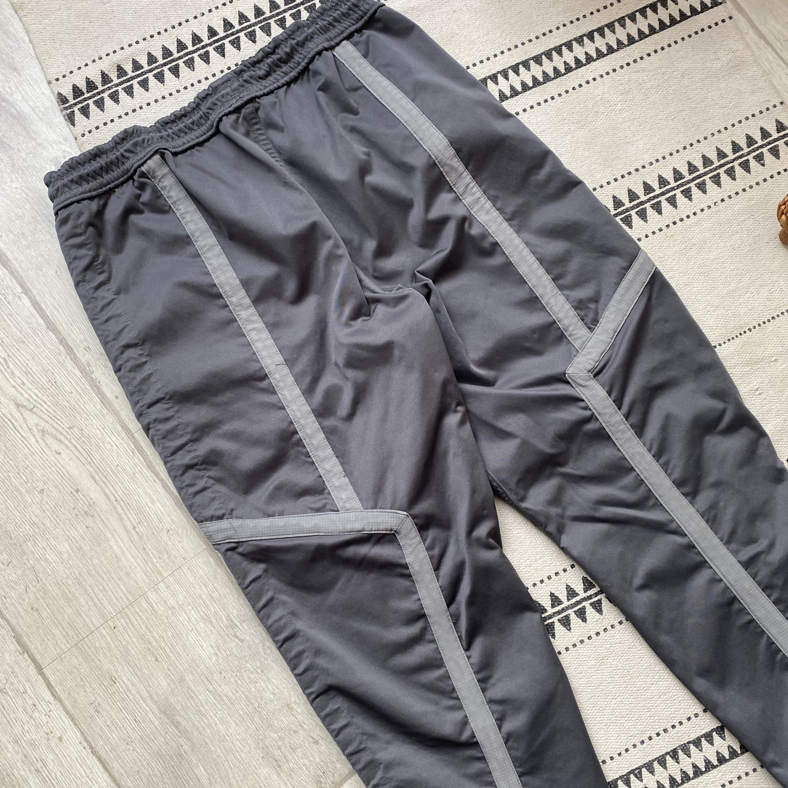Adidas Adidas 2in1 Nylon Track pants jogger Vintage stye Drill Size US 32 / EU 48 - 12 Thumbnail