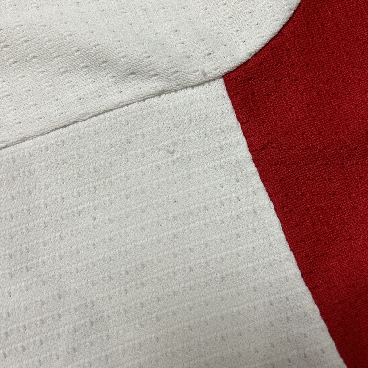 NHL × Nike × Red Wing Vintage Nike 90s Detroit Red Wings NHL hockey jersey Size US XXS / EU 40 - 9 Thumbnail