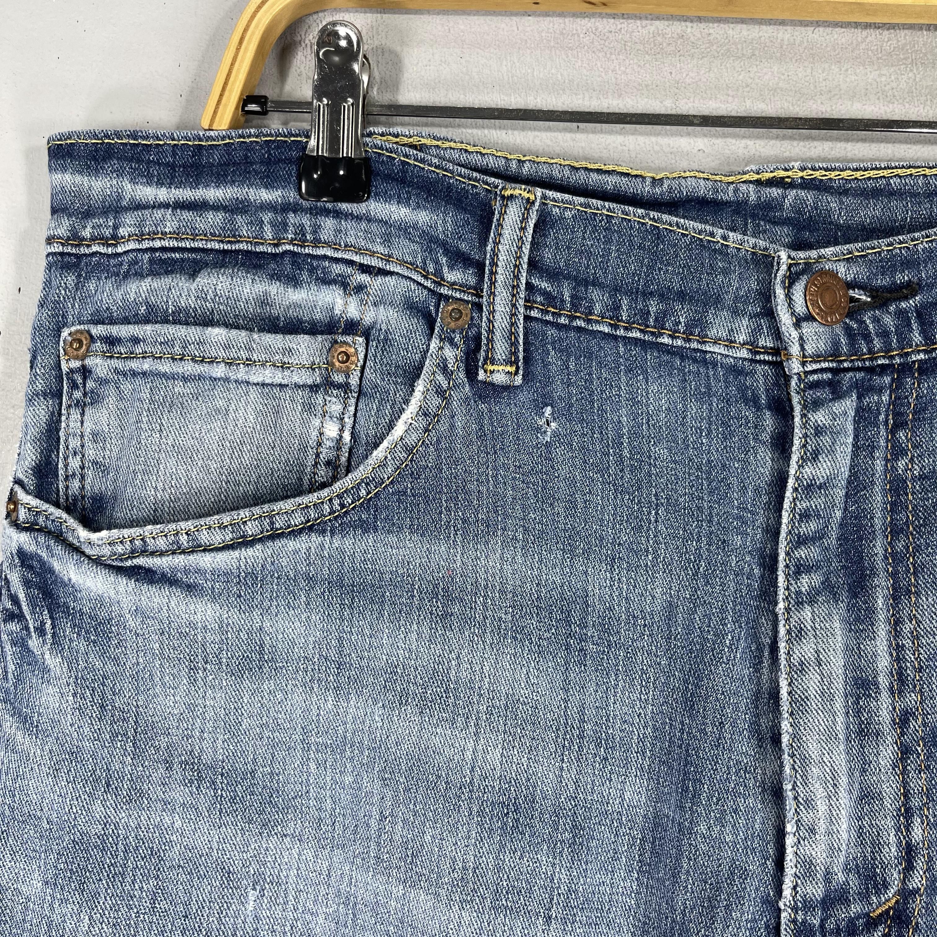 Levi's × Vintage Size 36 Vintage Levis 505 Distressed Medium Wash Jeans Size US 36 / EU 52 - 3 Thumbnail