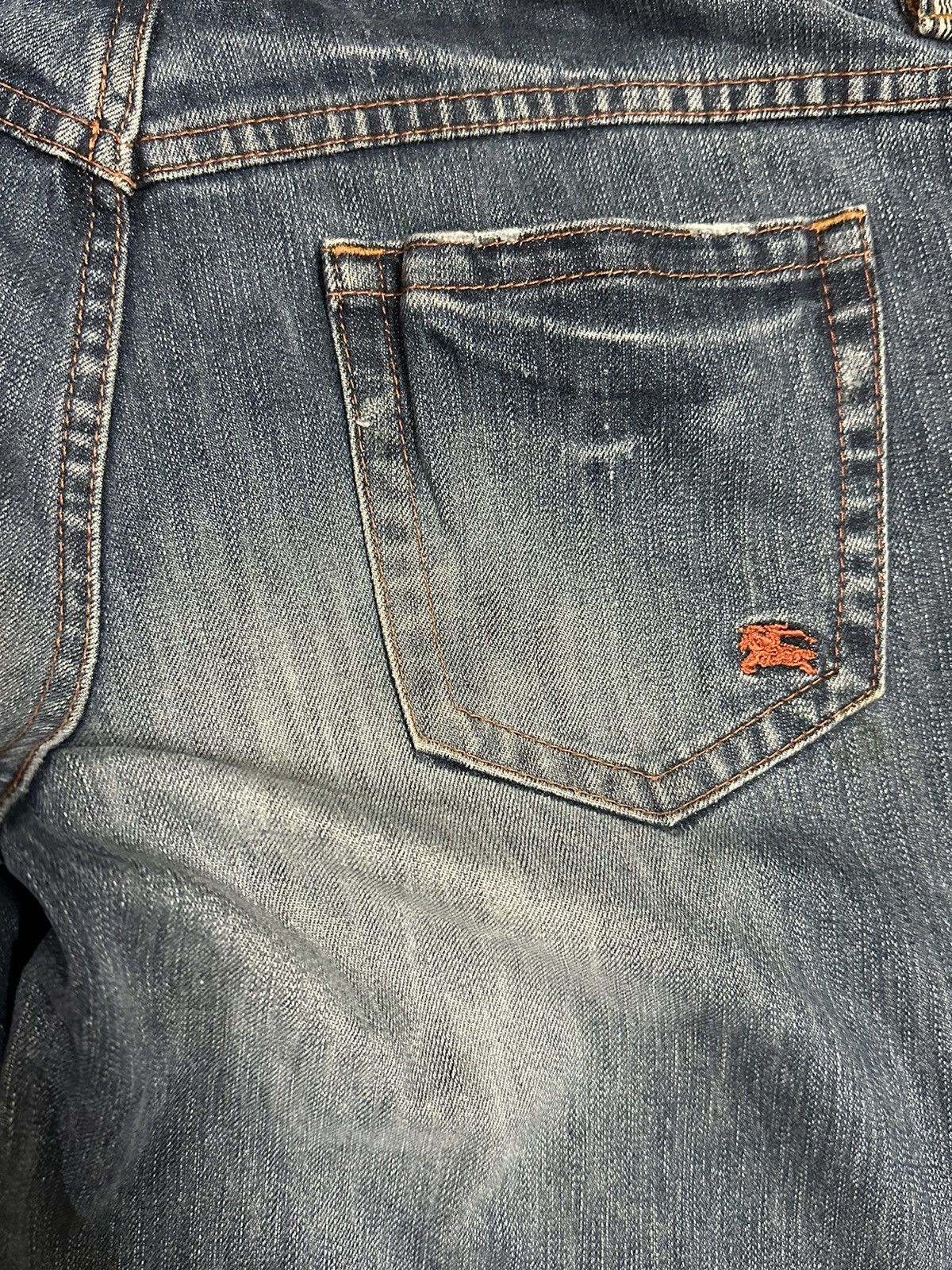 Burberry Vintage Burberry Blue Label Faded Wash Baggy Jeans Size US 31 - 8 Thumbnail
