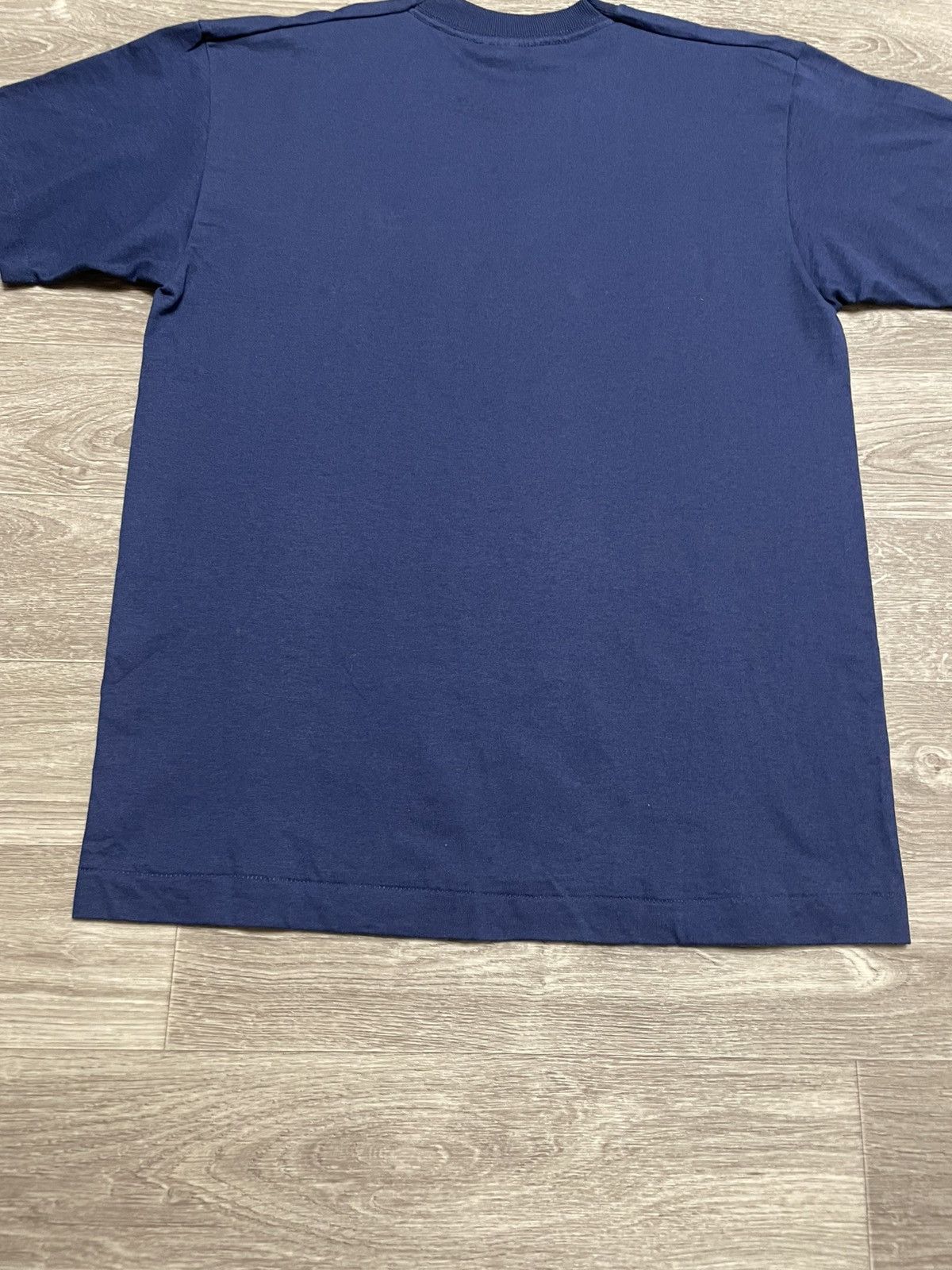 Band Tees Rare Vintage 1996 Oasis Loch Lomond Made In USA T-Shirt Size US L / EU 52-54 / 3 - 15 Thumbnail