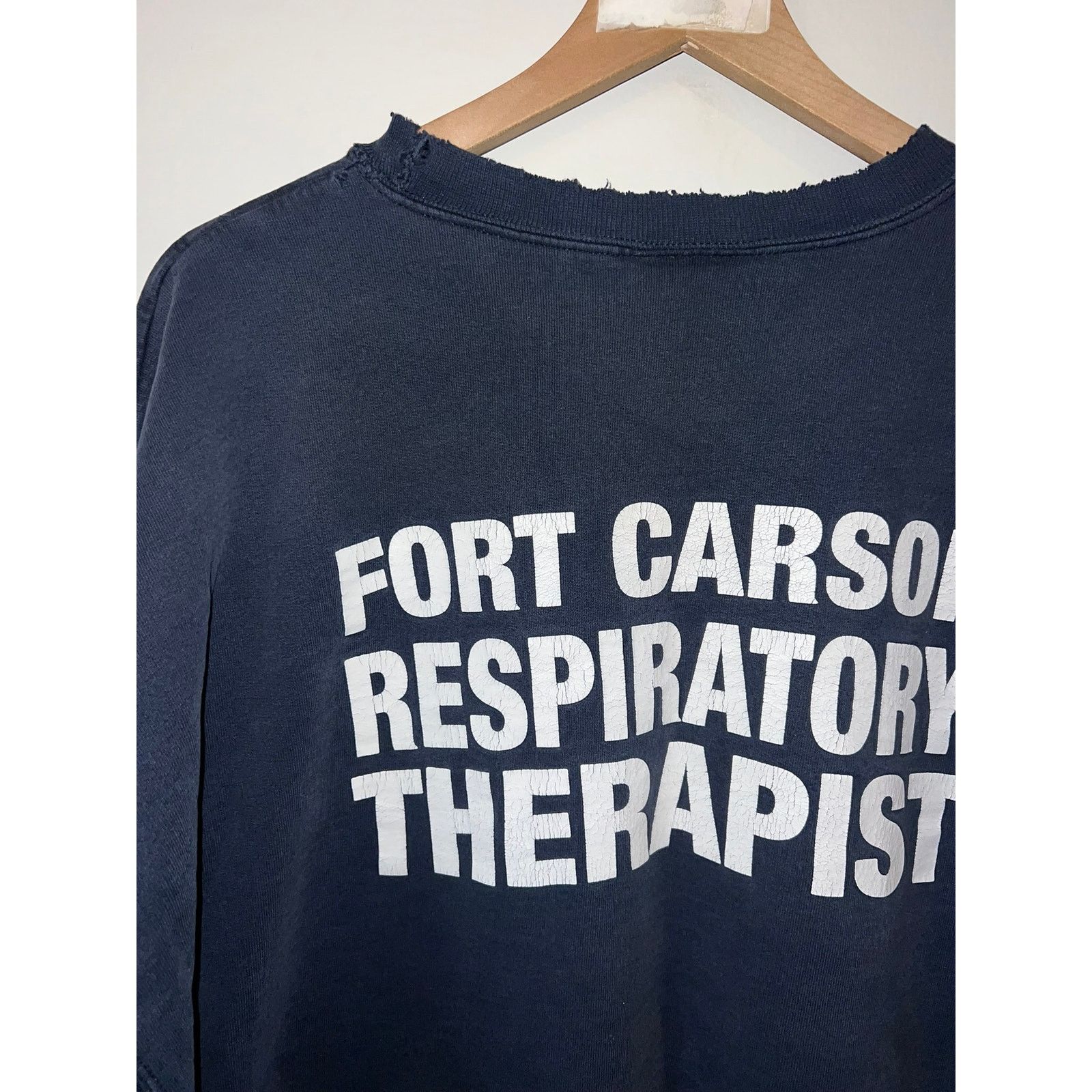 Hanes Vintage US Army Sweatshirt Evans Hospital Fort Carson 90s 2X Size US XXL / EU 58 / 5 - 8 Thumbnail