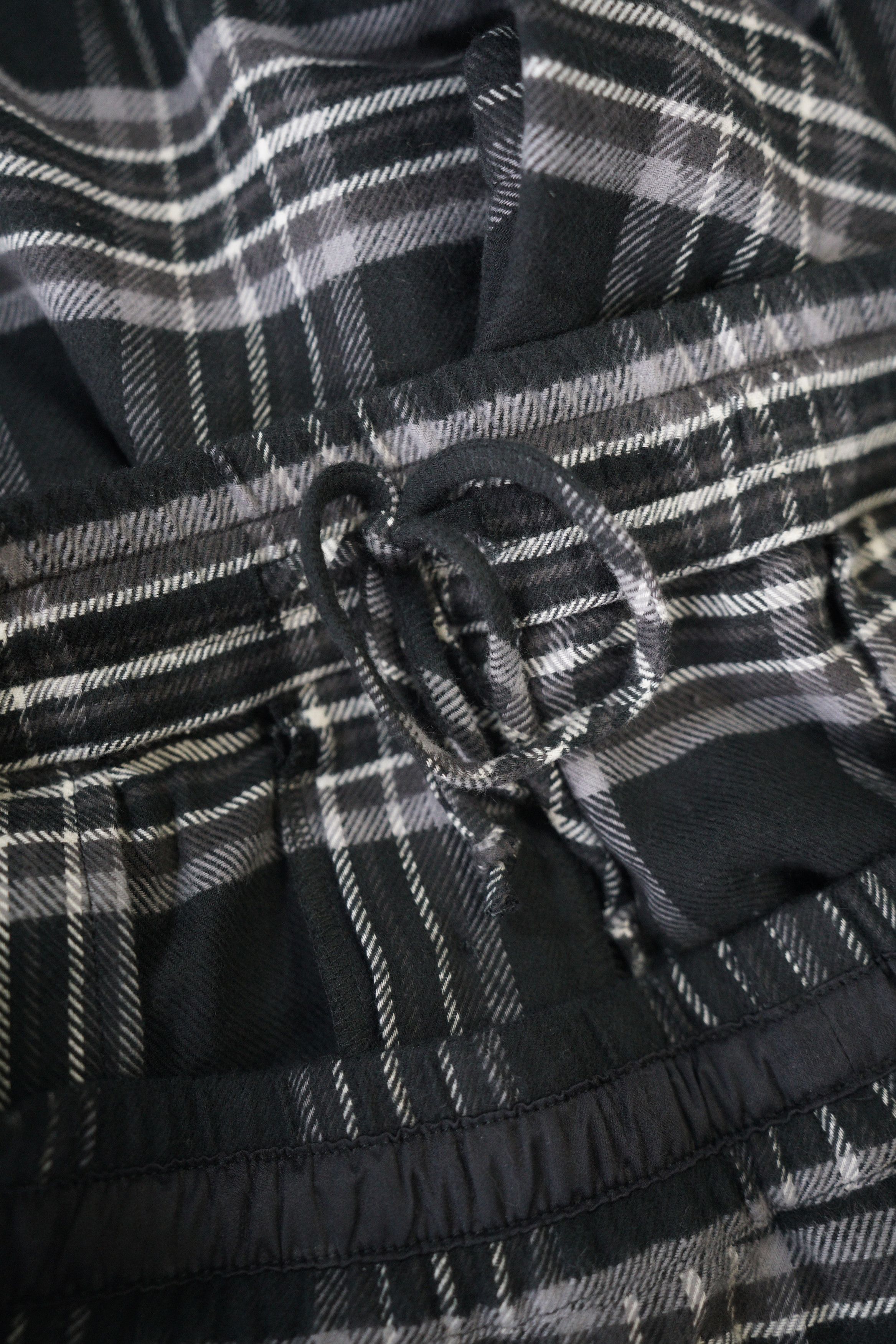 Chrome Hearts Chrome Hearts After School Cross Patch Flannel Shorts Size US 35 - 10 Thumbnail