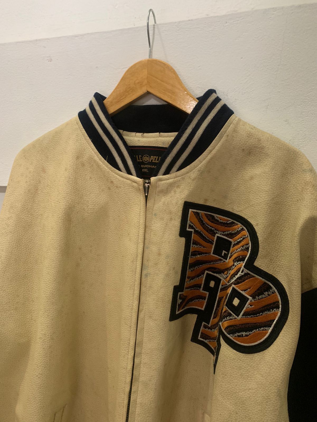 Marc Buchanan × Pelle Pelle Vintage Pelle Pelle by Marc Buchanan Varsity Jacket Size US XXL / EU 58 / 5 - 5 Thumbnail