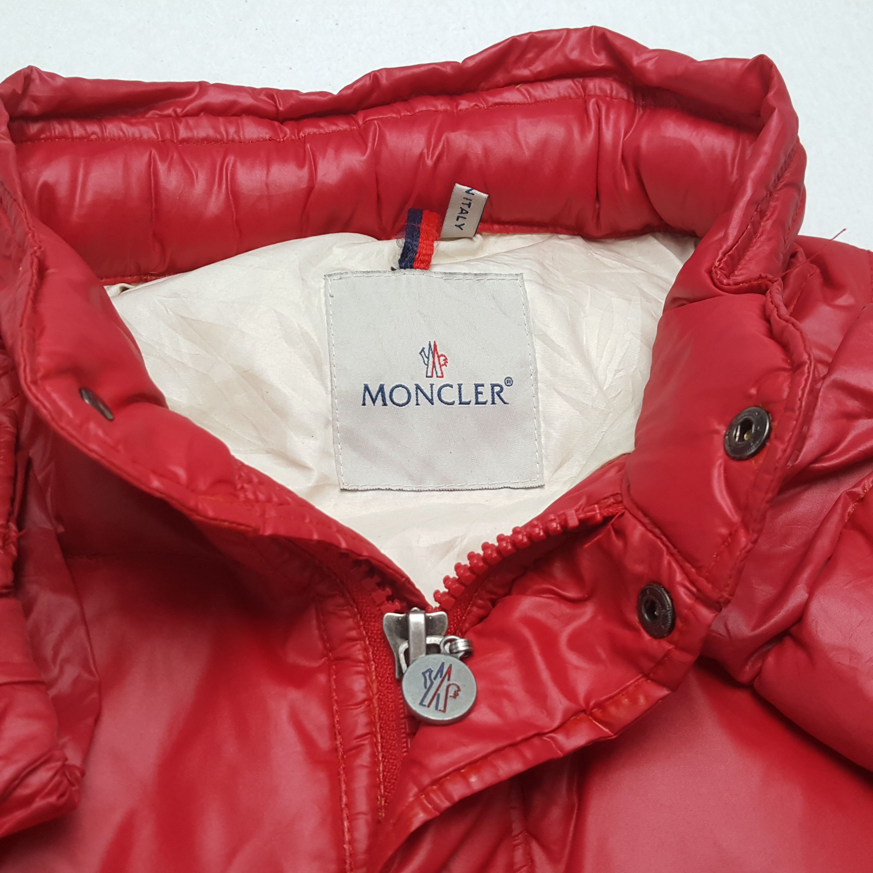 Vintage Vintage MONCLER Italian Fashion Brand Puffer Jacket Size US M / EU 48-50 / 2 - 11 Thumbnail