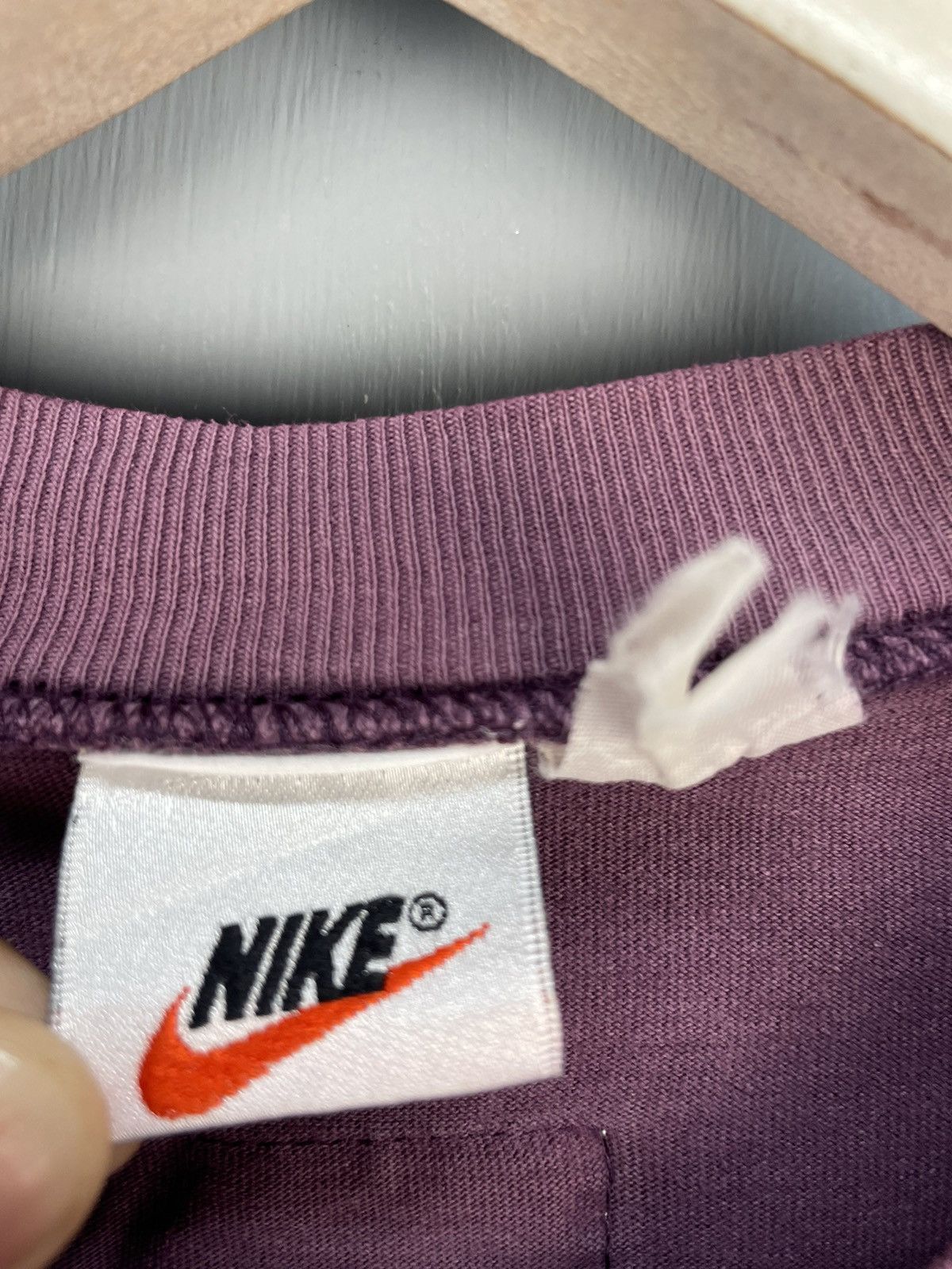 Nike Vintage 90s Nike Air embroidery Logo t shirt Size US L / EU 52-54 / 3 - 6 Thumbnail