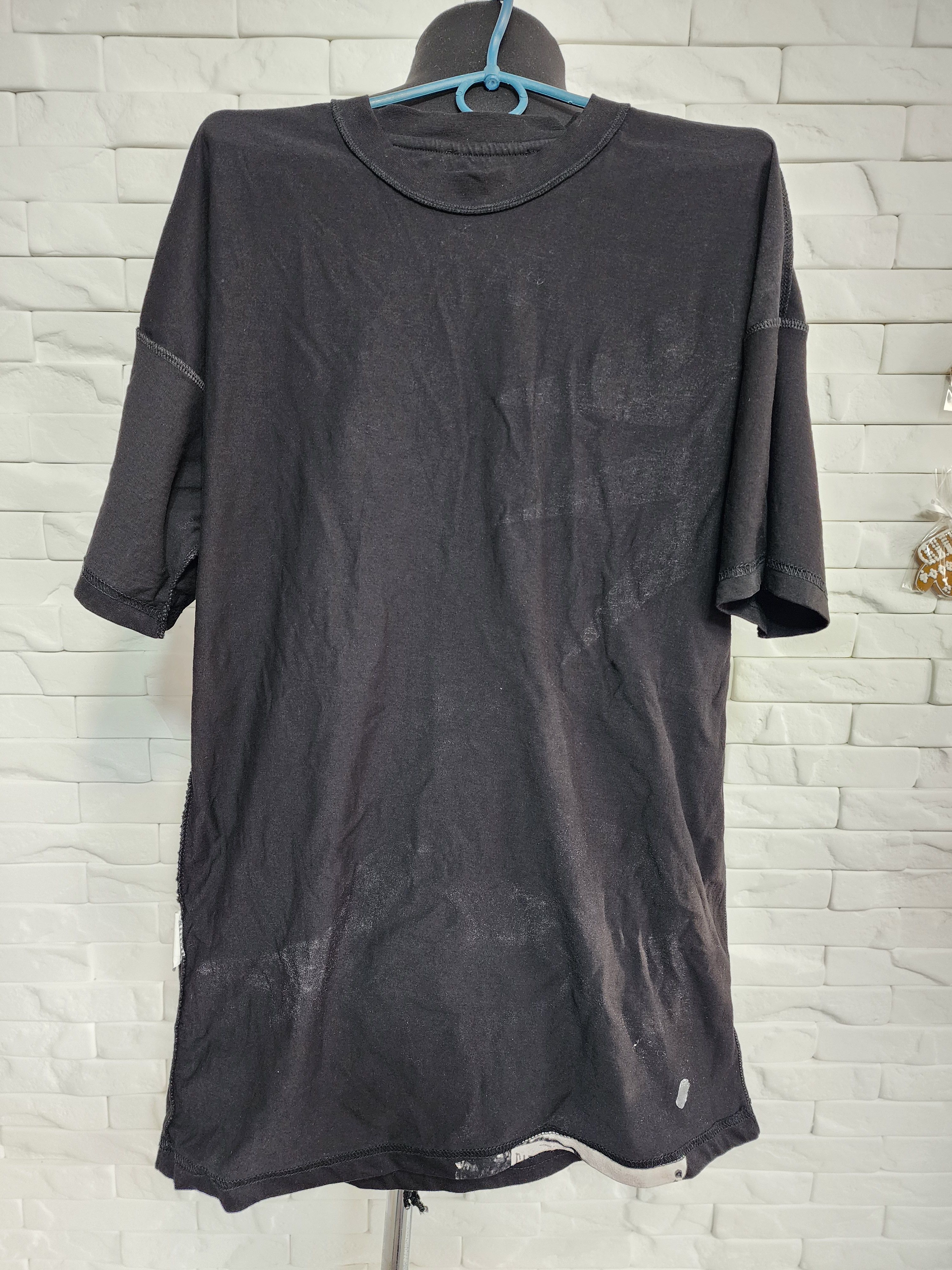 Furla Men's Black T-shirt. Men's Reliable T-shirt with Print. Size US S / EU 44-46 / 1 - 5 Thumbnail