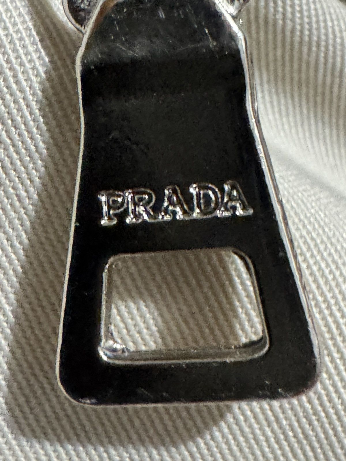 Prada Prada Pants Vintage Y2K Size 28" / US 6 / IT 42 - 5 Thumbnail