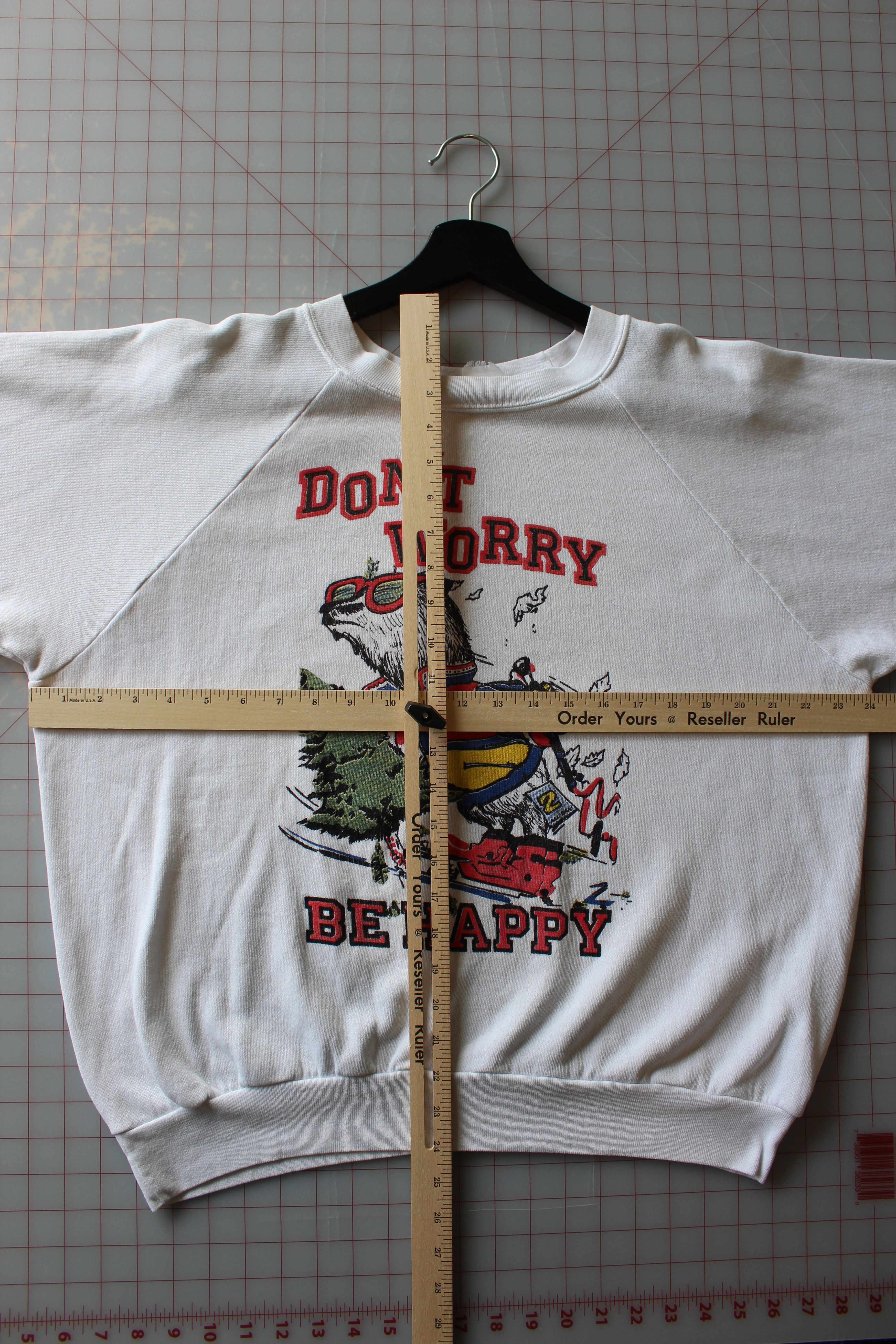 Vintage VINTAGE POSITIVE VIBES SKIING ANIMAL SWEATSHIRT Size US L / EU 52-54 / 3 - 5 Thumbnail