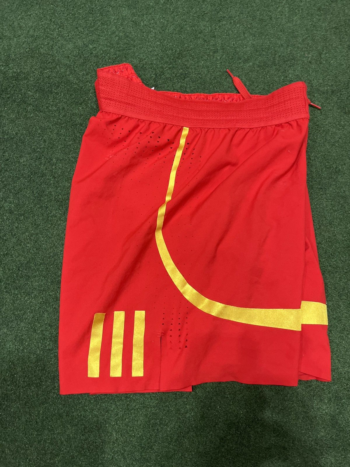 Adidas 2021 Adidas McDonalds All American GAME Shorts Sz 2XL Size US 36 / EU 52 - 4 Thumbnail