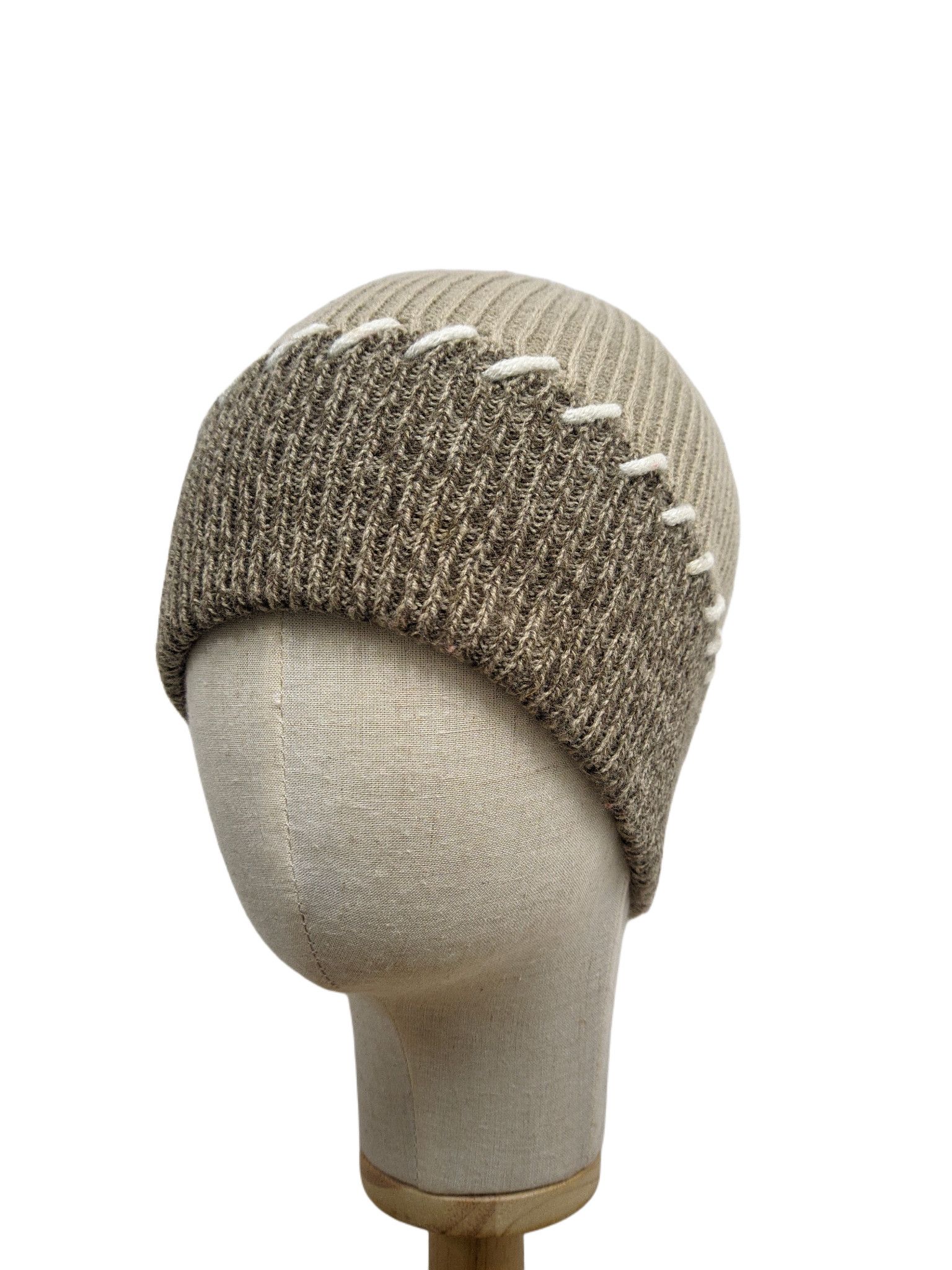 Handmade × Japanese Brand Beanies Unknown Brand Knitted Size ONE SIZE - 1 Thumbnail