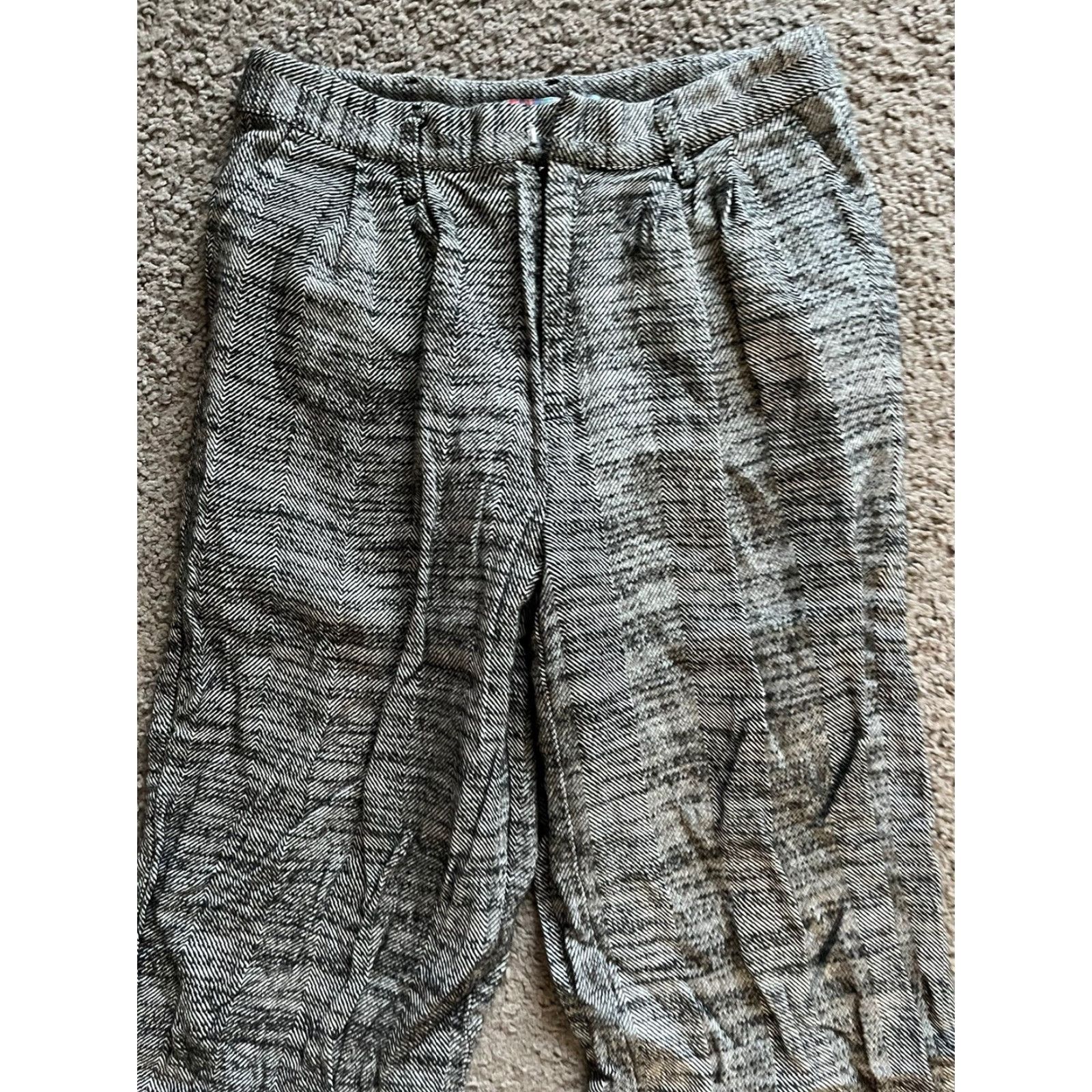 Urban Outfitters URBAN OUTFITTERS High Rise Cropped Trouser Pants Women’s Small Grey Size 28" / US 6 / IT 42 - 2 Thumbnail
