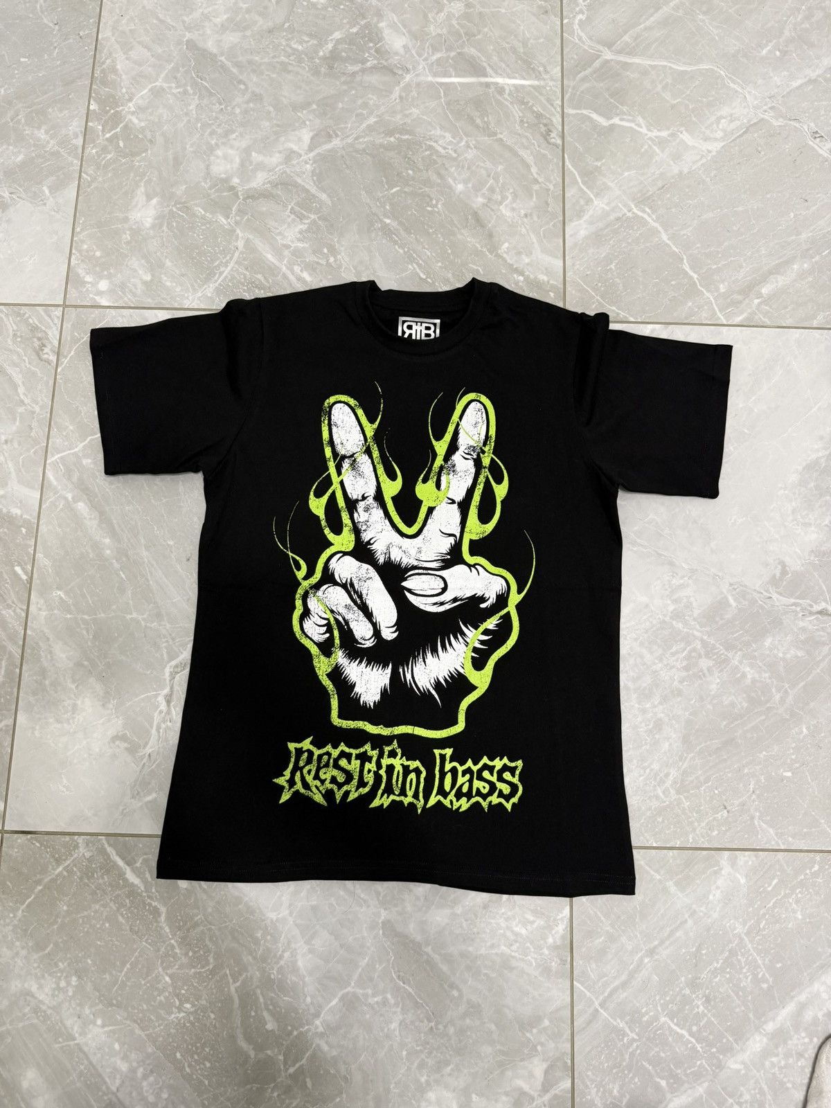 Other Che Rest In Bass Tee Size US M / EU 48-50 / 2 - 1 Thumbnail