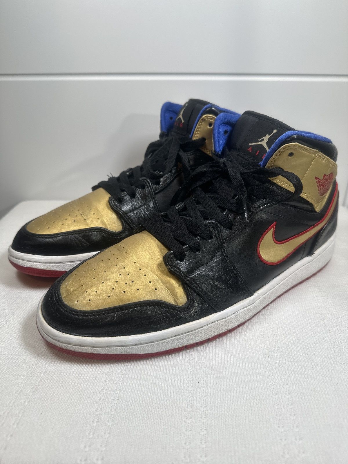 Nike Air Jordan 1 Mid 'Black Gold Red' Size US 11.5 / EU 44-45 - 2 Thumbnail