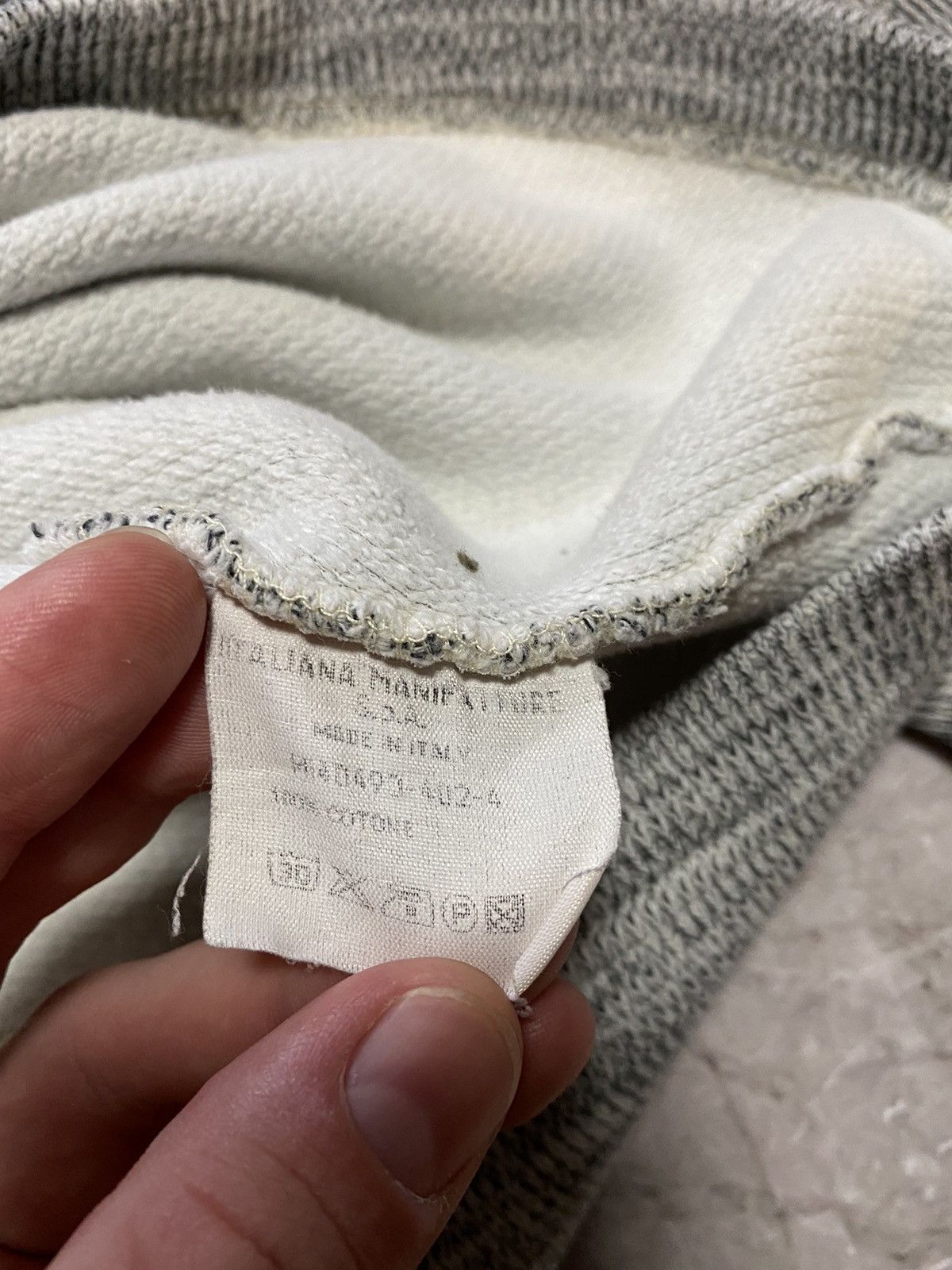 Valentino × Vintage Vintage Valentino Sweater Made In Italy Size US L / EU 52-54 / 3 - 7 Thumbnail