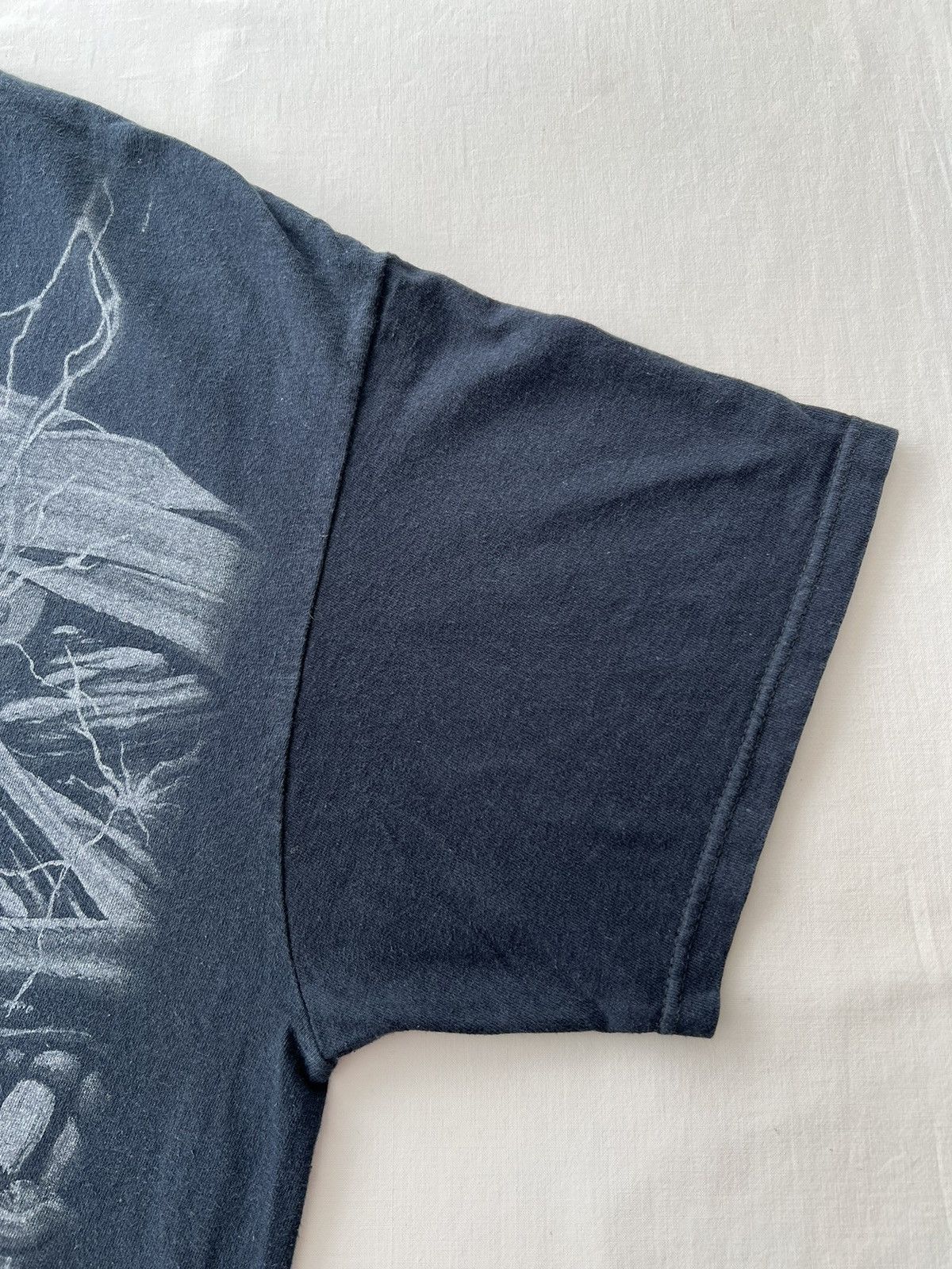 Band Tees Vintage 2008 Iron Maiden Eddie AOP Black T-shirt Size US XL / EU 56 / 4 - 11 Thumbnail
