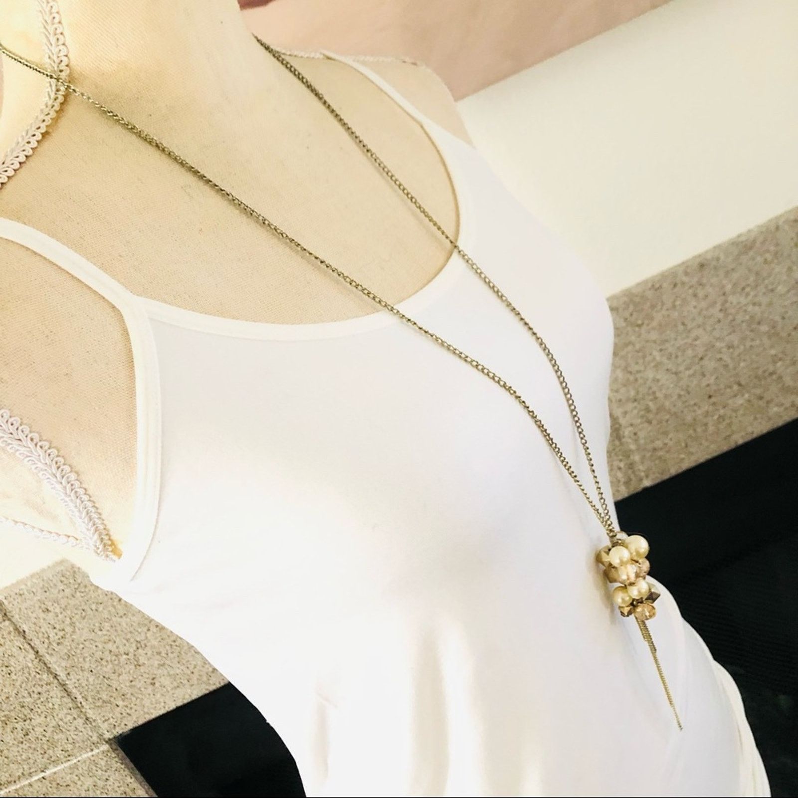 Jewelry Beaded cluster fringe pendant on chain necklace Size ONE SIZE - 2 Thumbnail