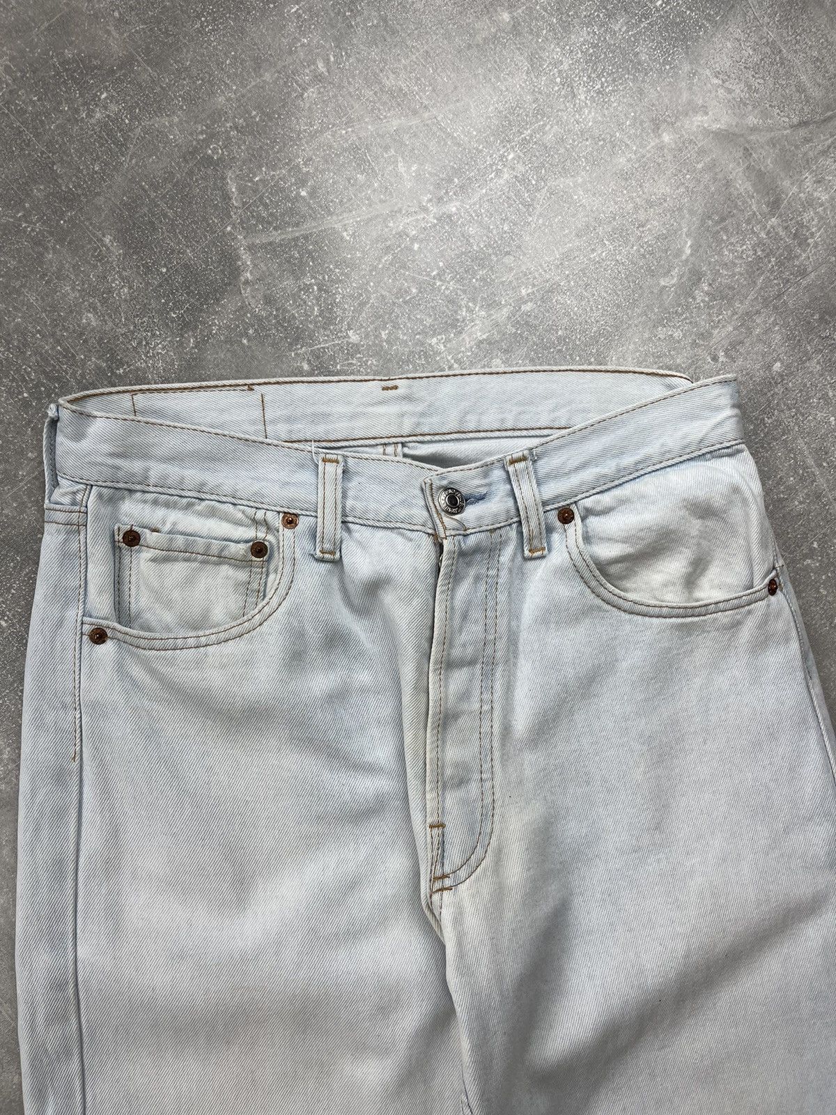 Levi's × Vintage Vintage Levi's 501xx Jeans USA Made Light Wash 90s Button Size US 32 / EU 48 - 10 Thumbnail