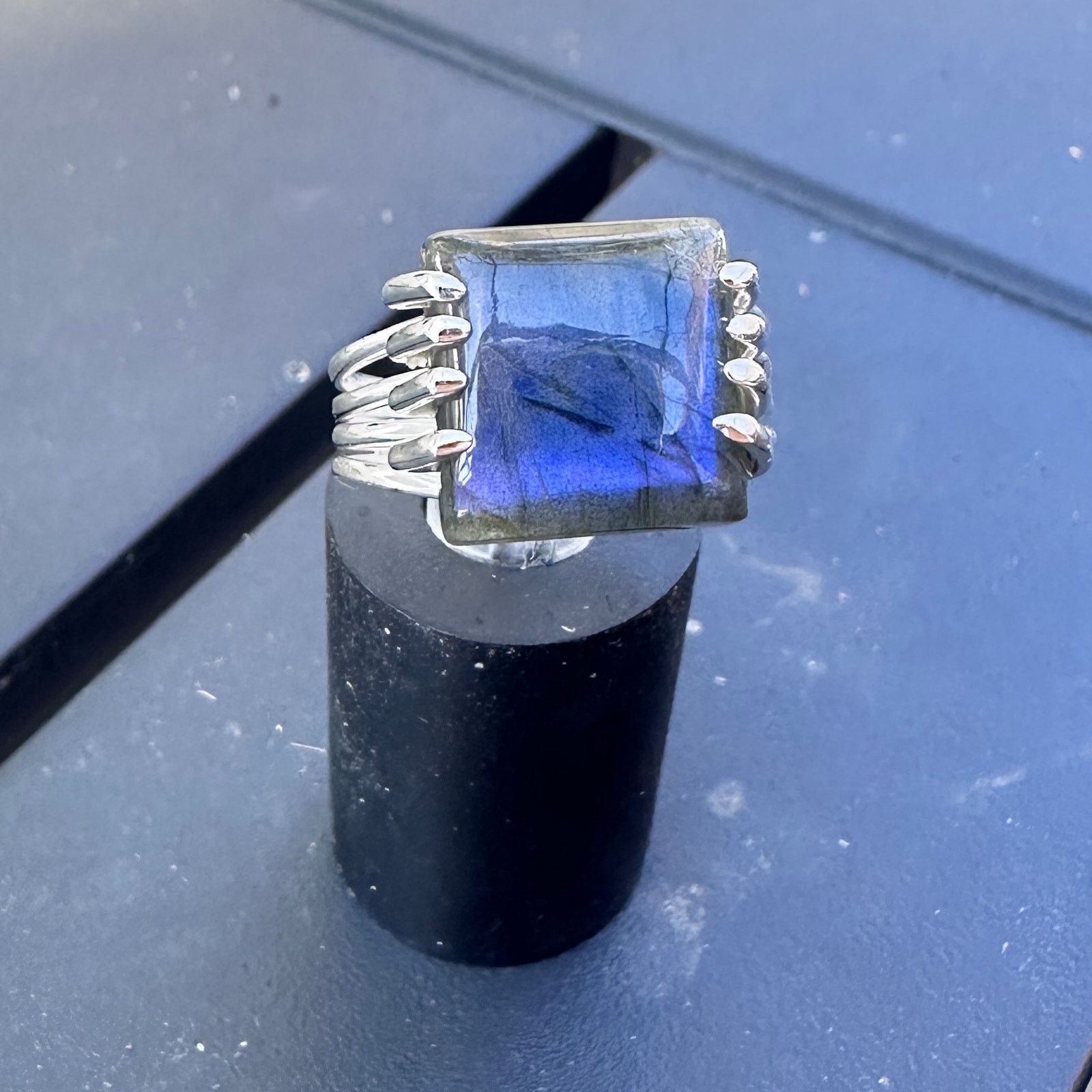 The Unbranded Brand Labradorite Madagascar Sterling Silver Ring Size 8 Size ONE SIZE - 6 Thumbnail