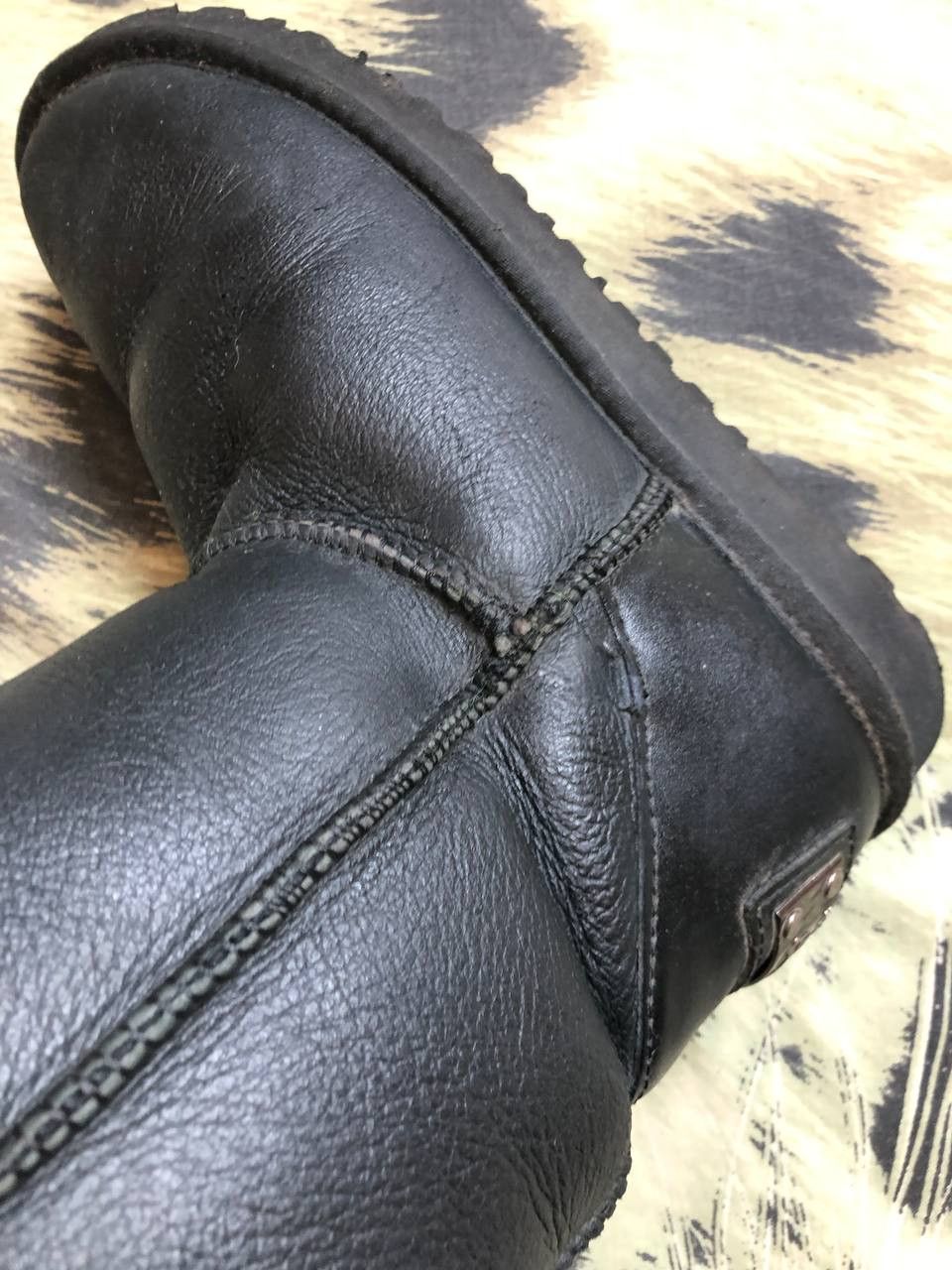 Ugg UGG Australia Triana Seaweed Boots Black Leather Size US 9 / IT 39 - 11 Thumbnail