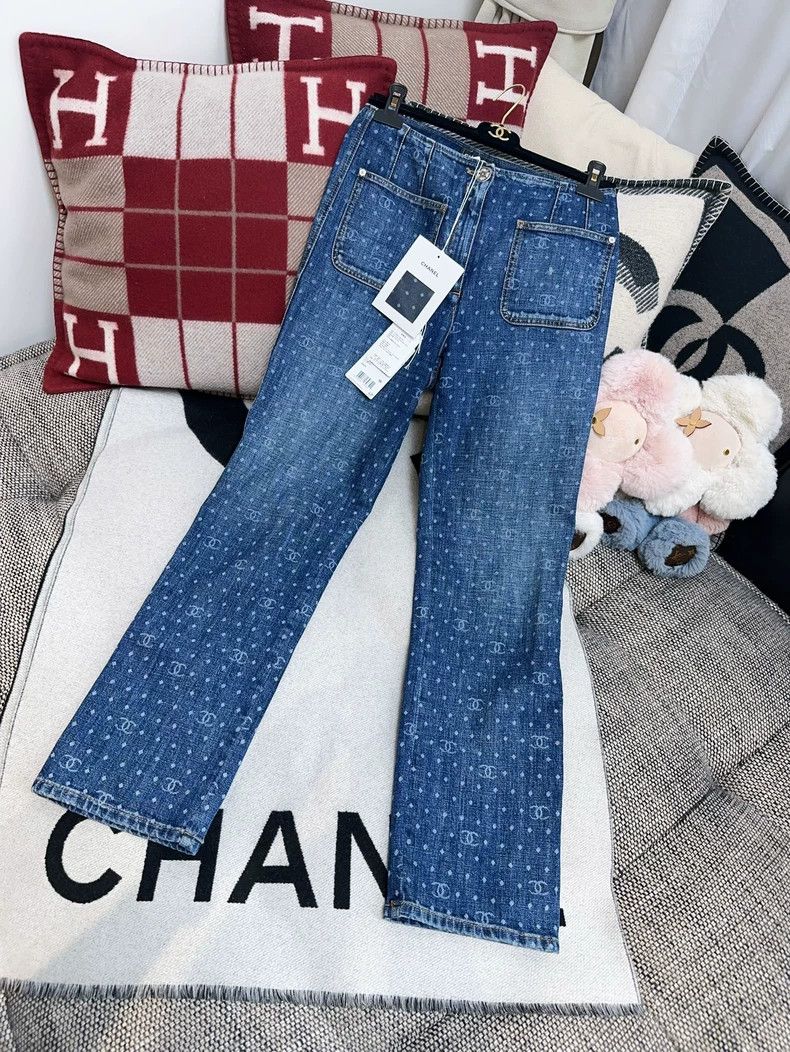 Chanel Chanel 23p blue polka dot full printed logo jeans Size 25" / US 0 / IT 36 - 2 Thumbnail