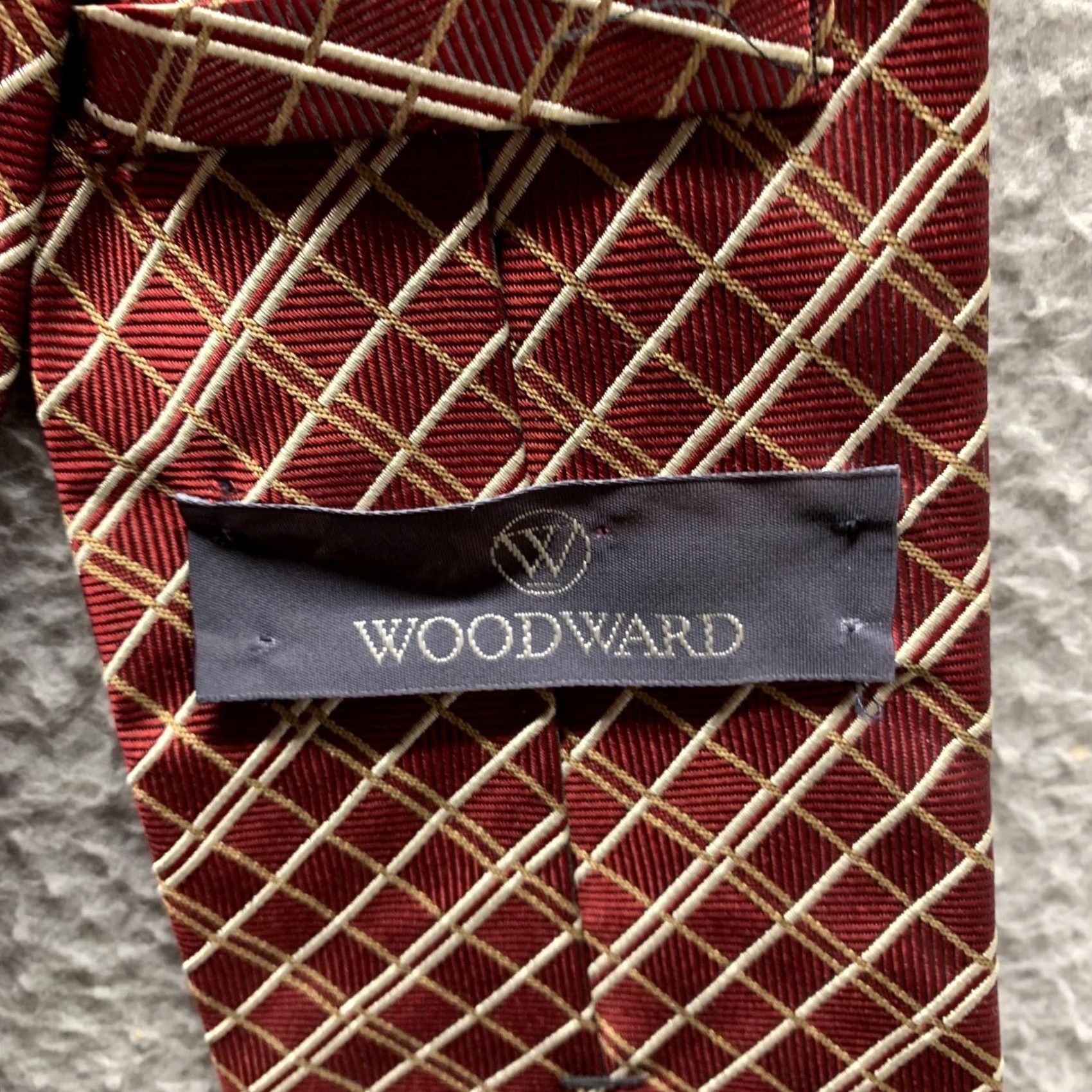 Vintage Vintage Woodward Tie Red Diamond Mens OS Silk 3.75 Inch Formal Neck Adult Pattern Geometric Classic 57"-60" Size ONE SIZE - 6 Thumbnail