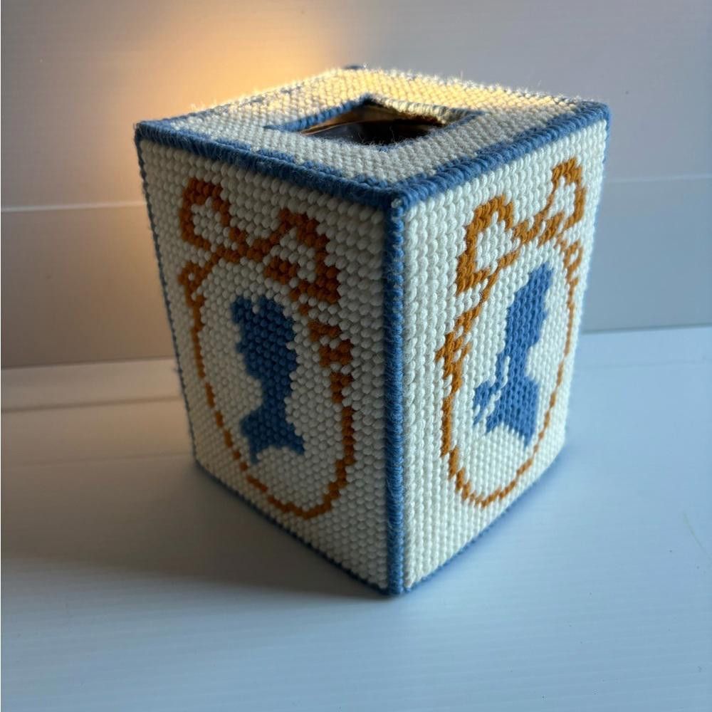 Designer Vintage Needlepoint Kleenex Box Cover Size ONE SIZE - 2 Thumbnail